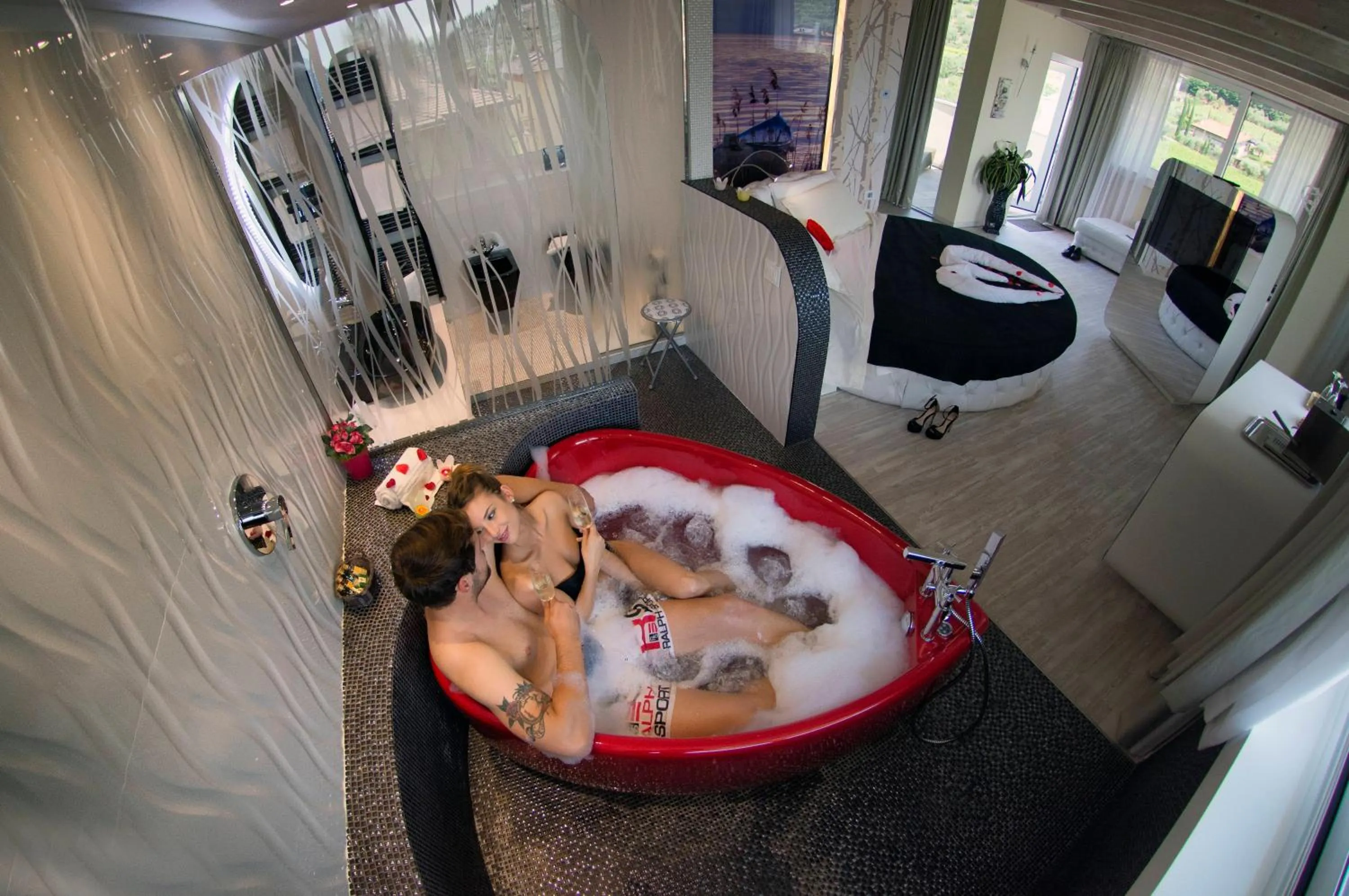 Hot Tub in Ecohotel Primavera