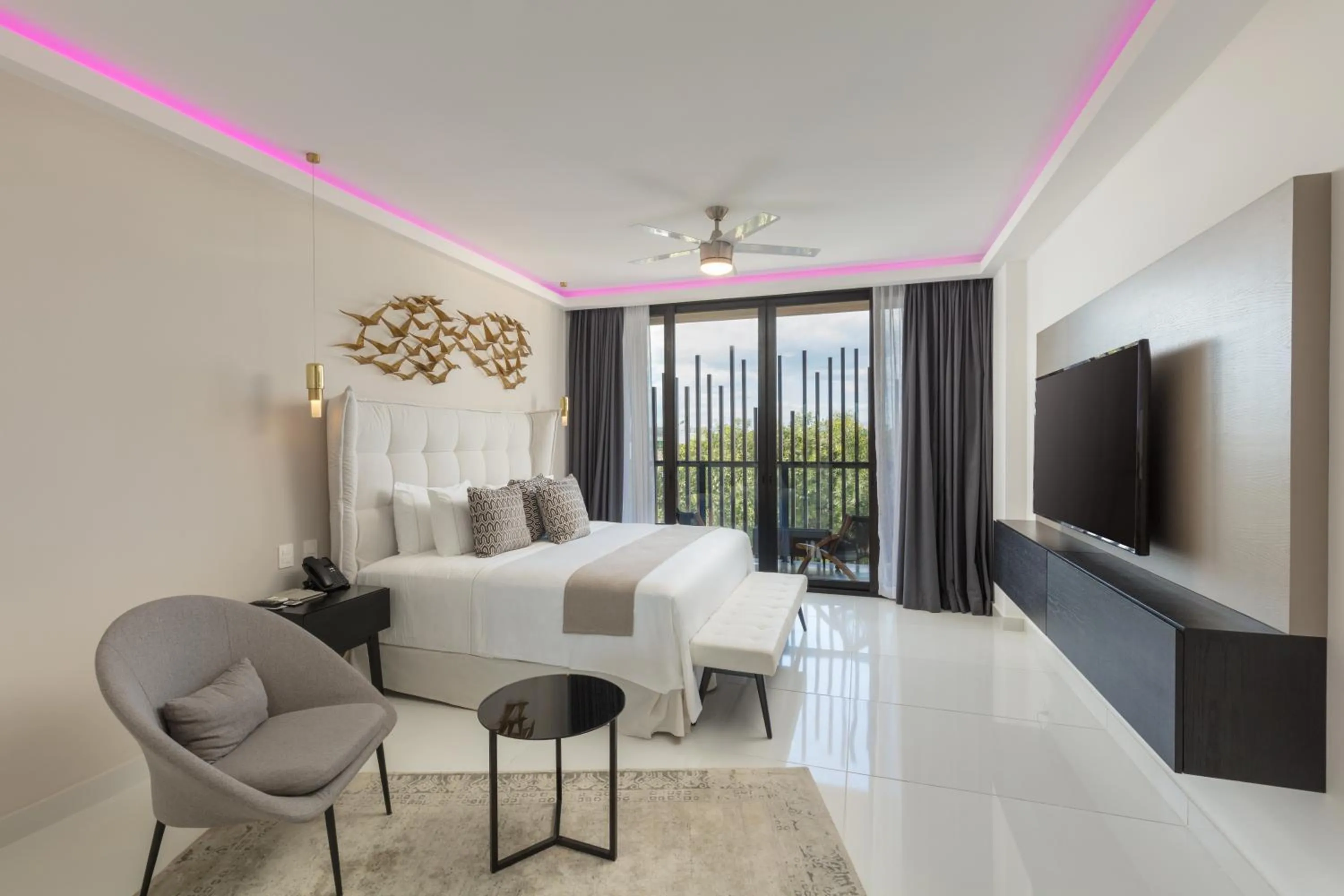 Bed in Serenity Hotel Boutique By Alsol