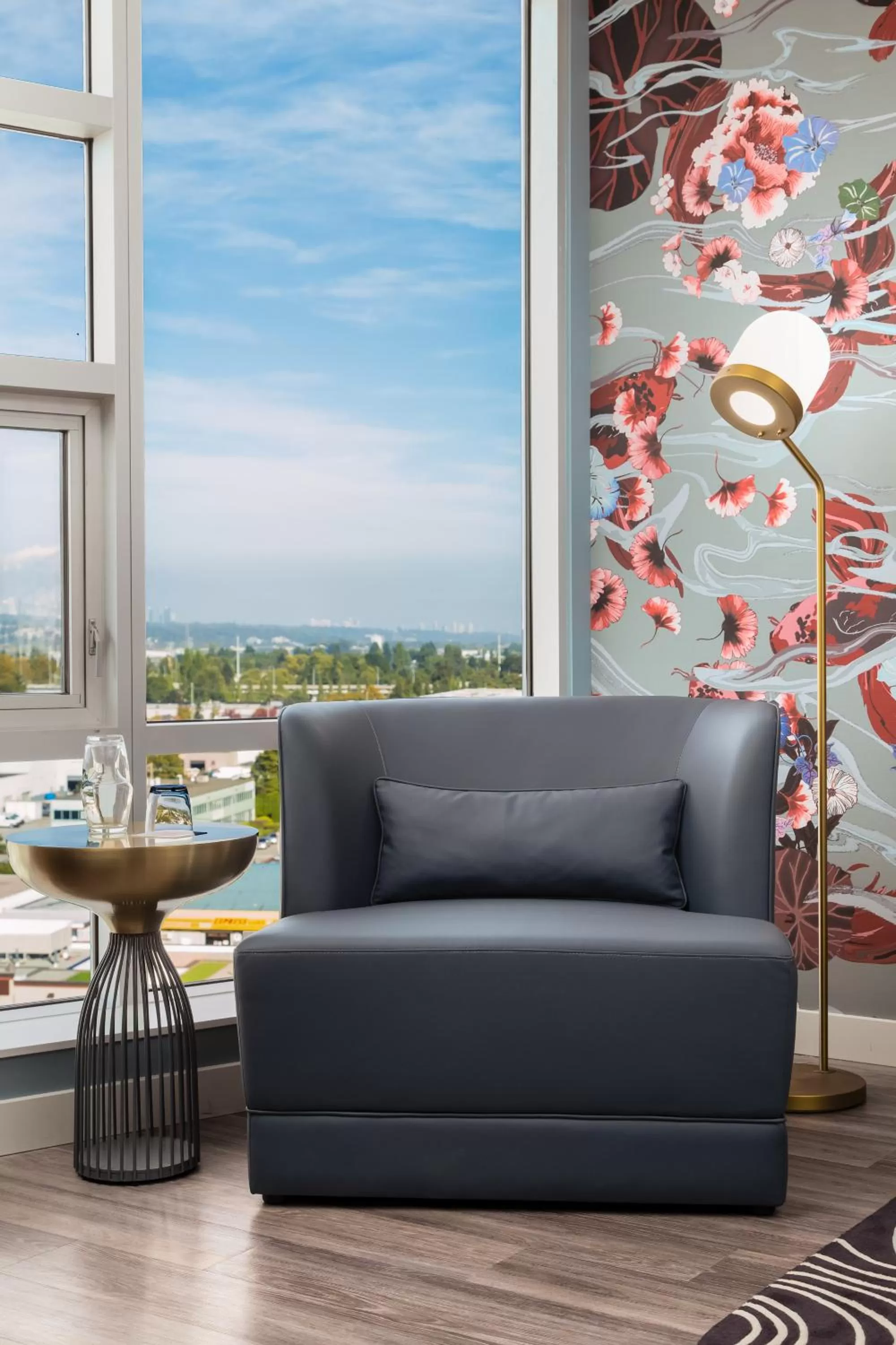 Seating area in Versante Hotel