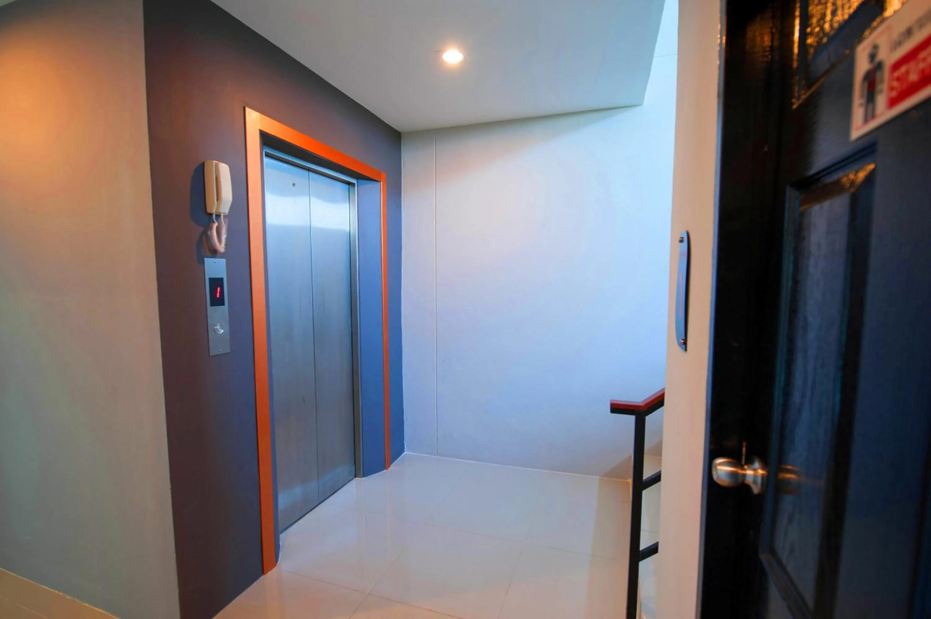 Decorative detail, Bed in Dwella Suvarnabhumi