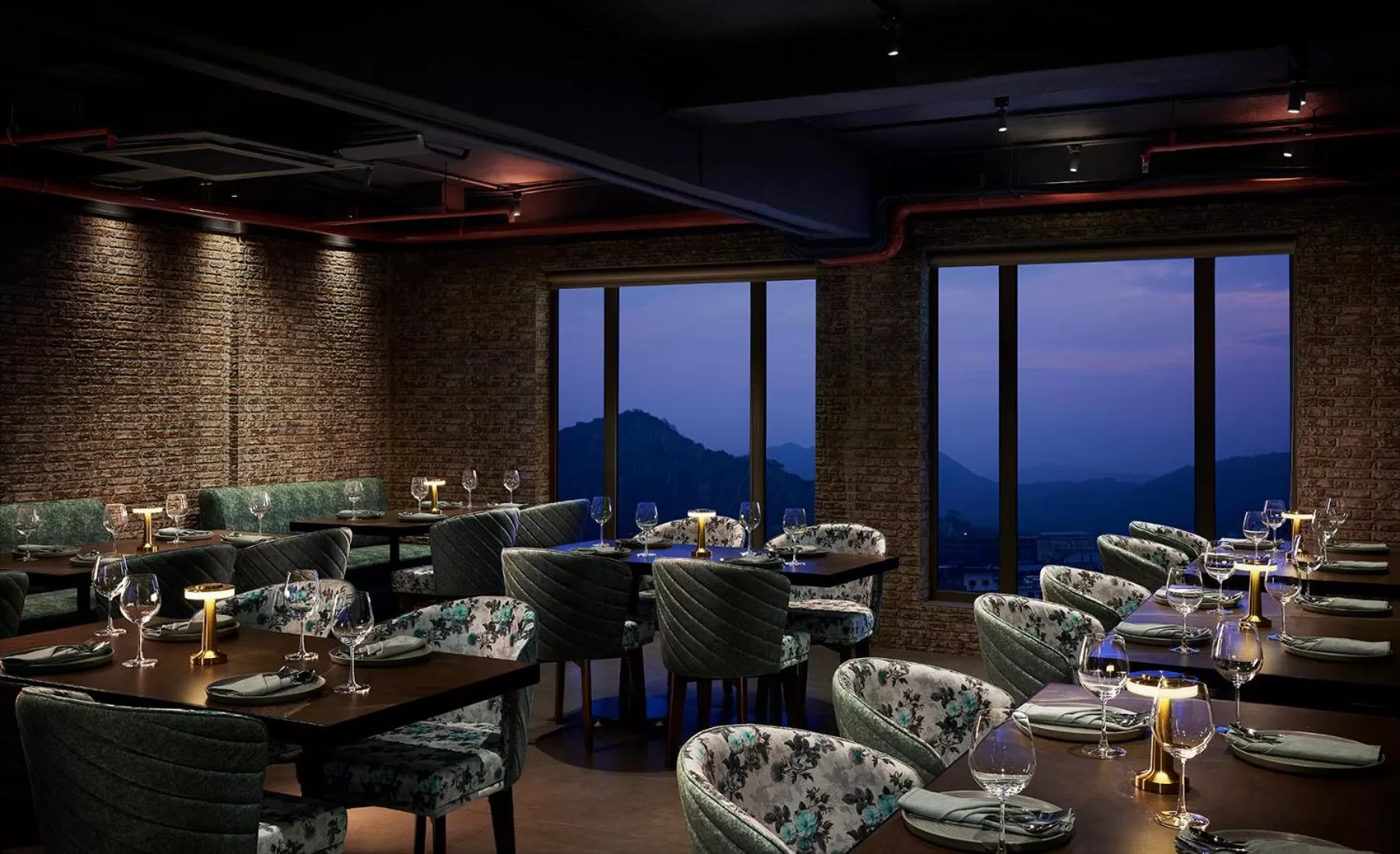 Restaurant/places to eat in Hyatt Place Jaipur Malviya Nagar