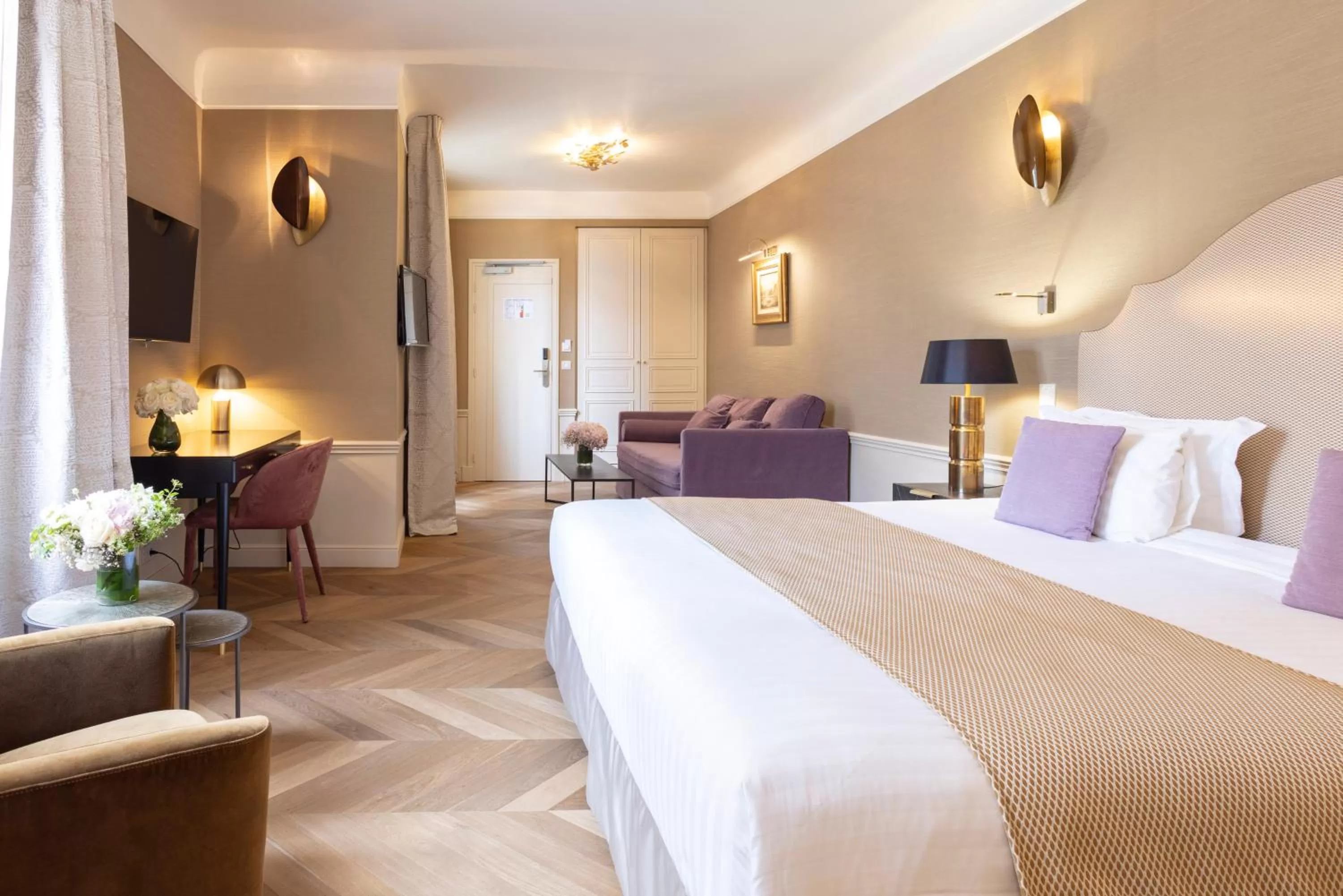 Bed in Hotel Residence Foch