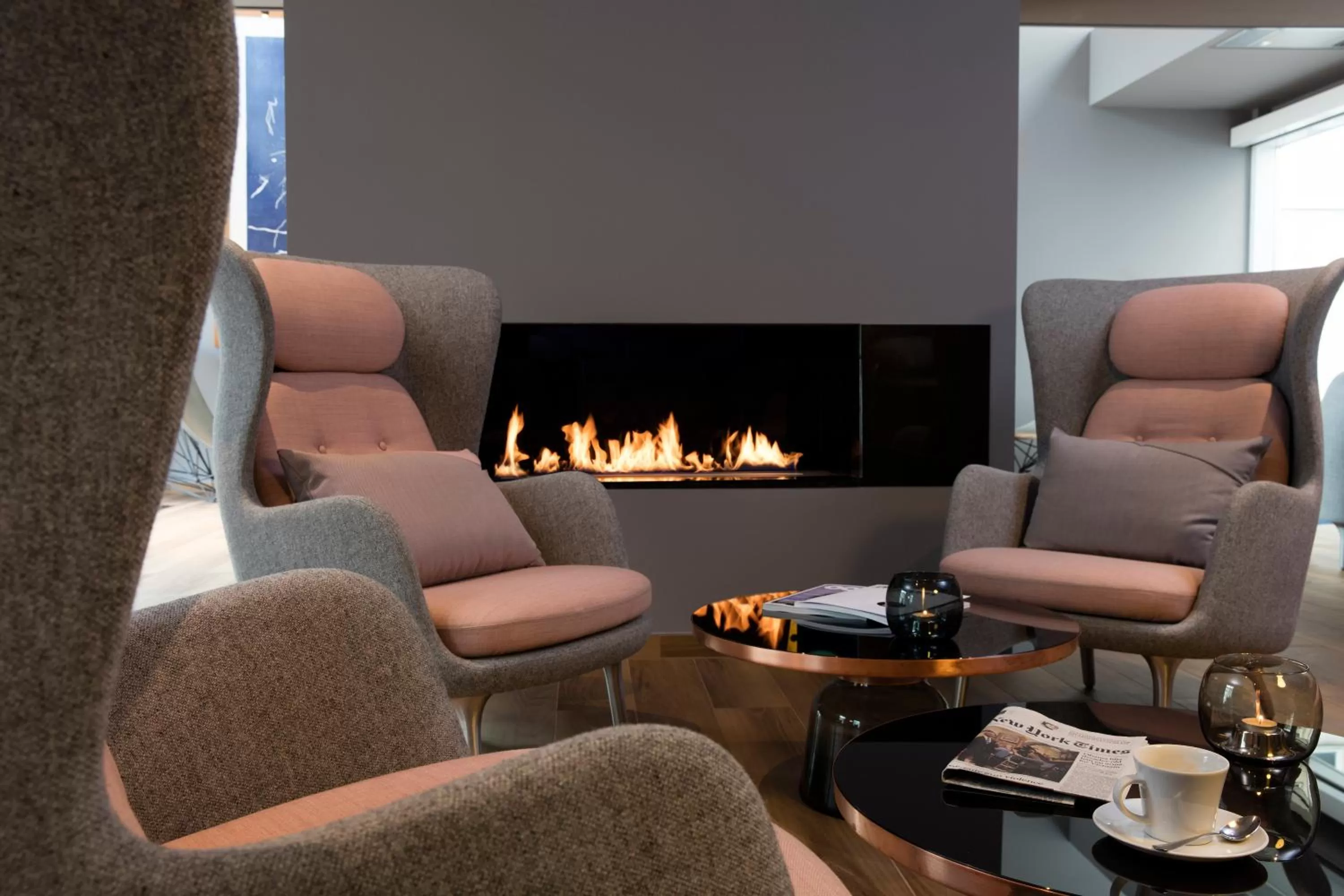 Lobby or reception in art'otel berlin mitte, Powered by Radisson Hotels