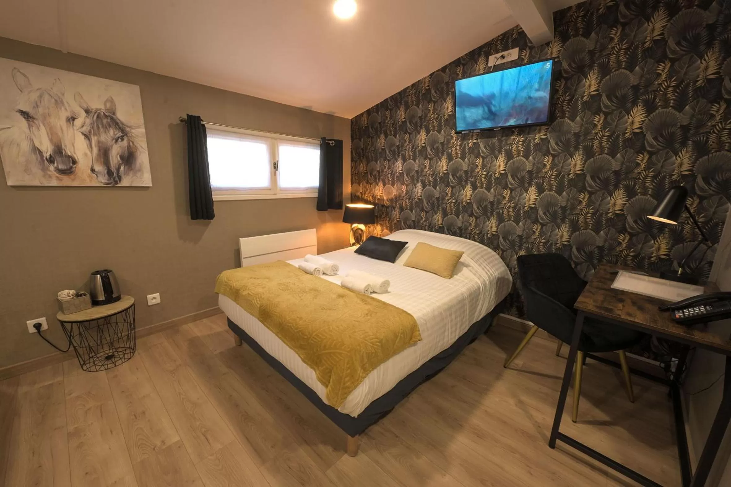 Bed in Hotel De La Croisée