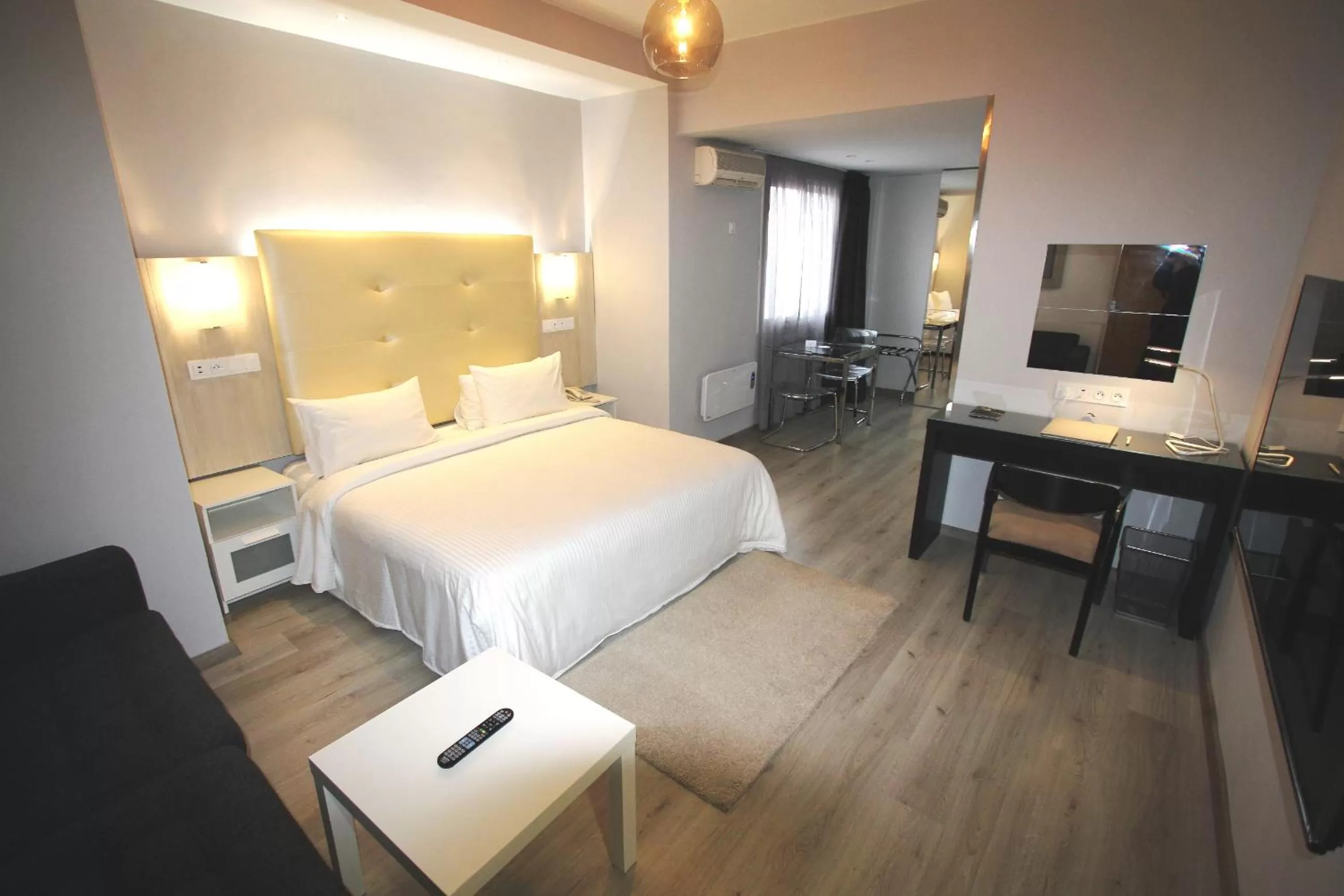 Photo of the whole room, Bed in Casablanca Suites & Spa