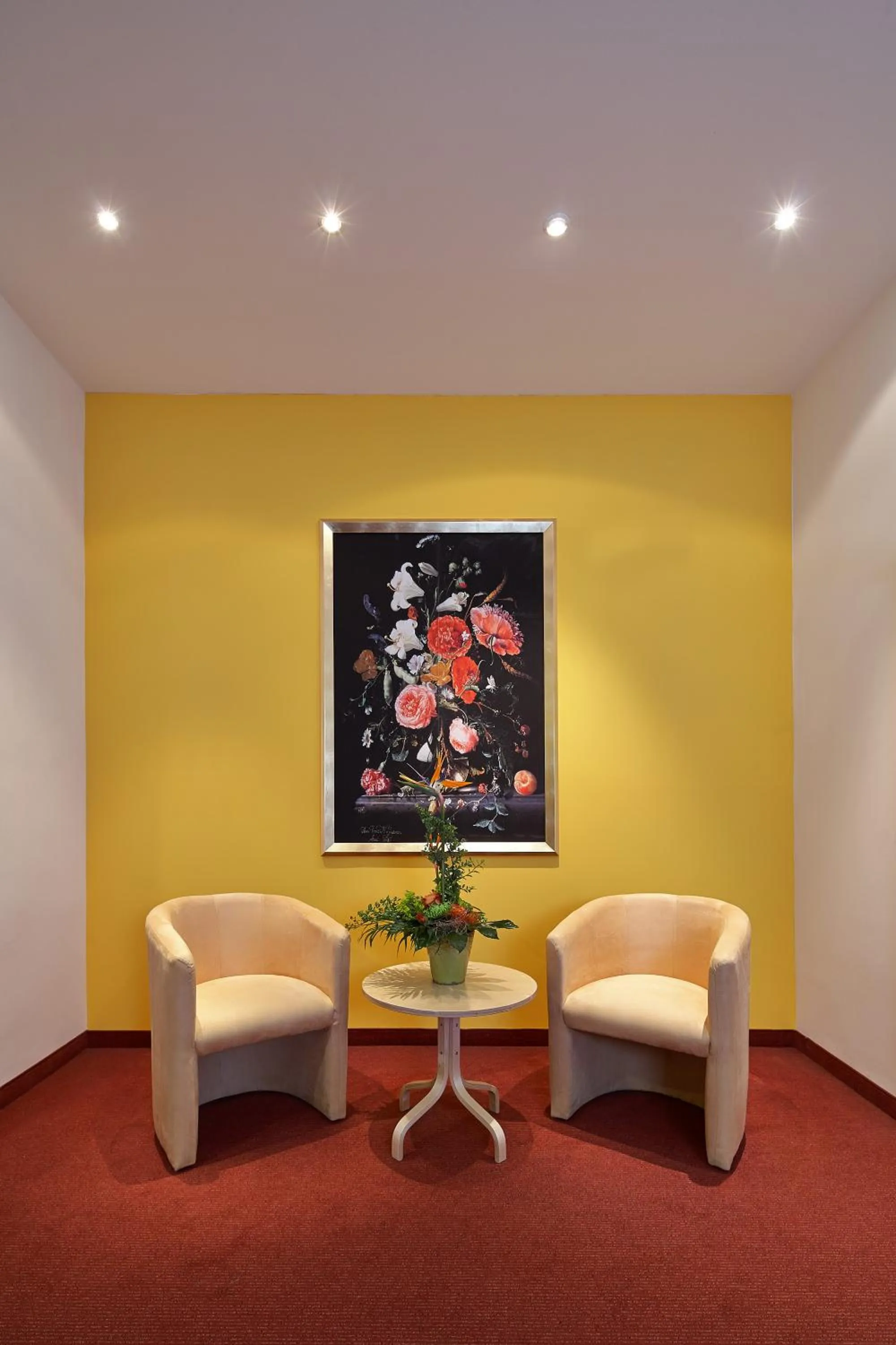 Seating area in Hotel ADRIA München