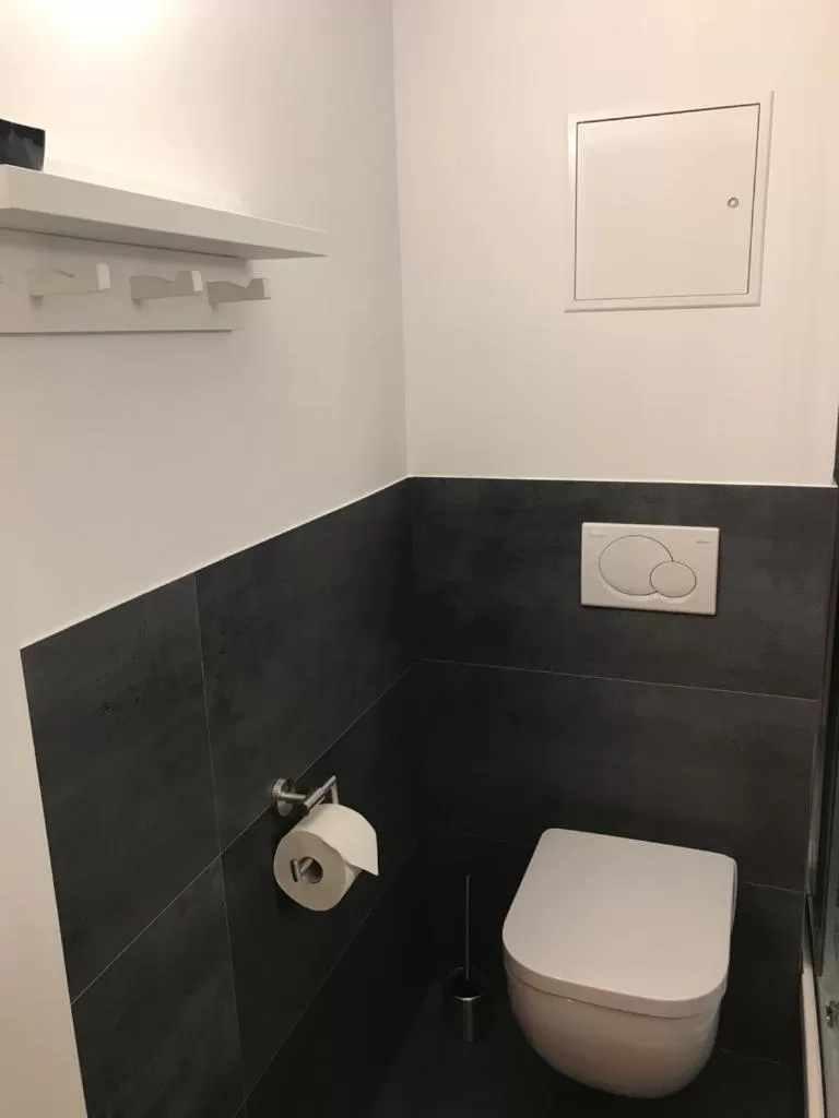 Bathroom in Aparthotel Walhalla Potsdam