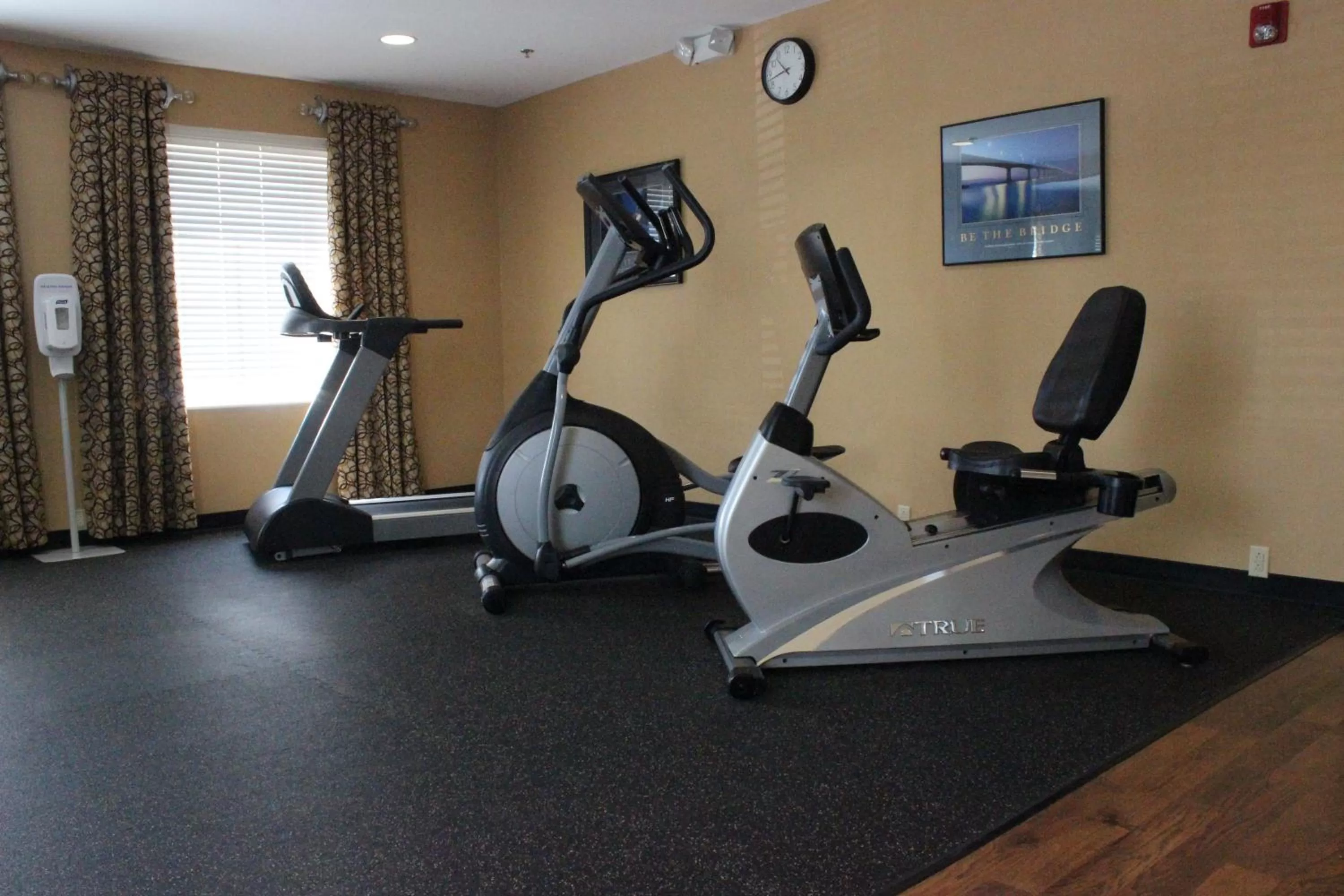 Fitness centre/facilities in Holiday Inn Express Hanover by IHG