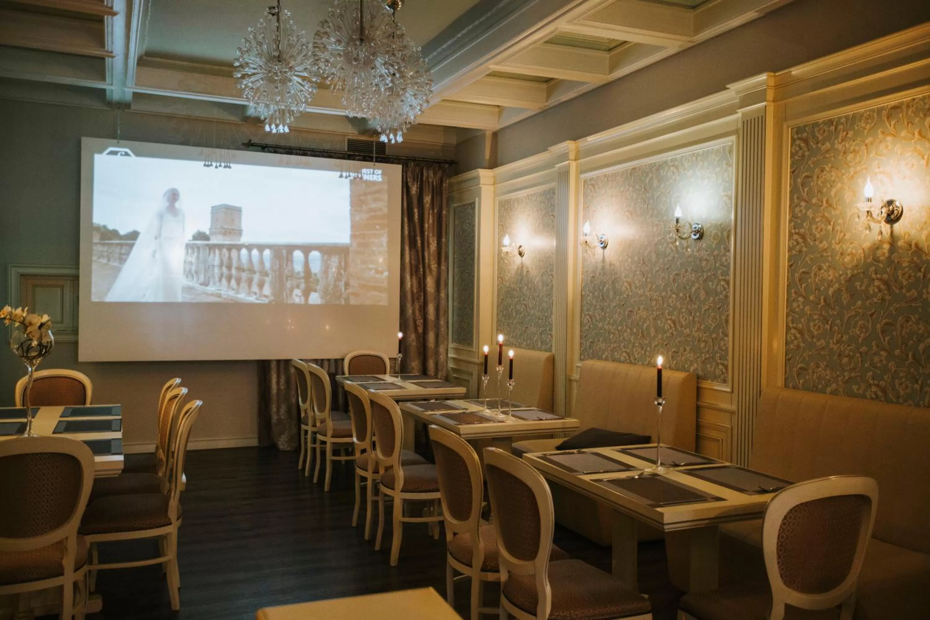 Restaurant/places to eat in Carol Boutique - Vila Cornelia