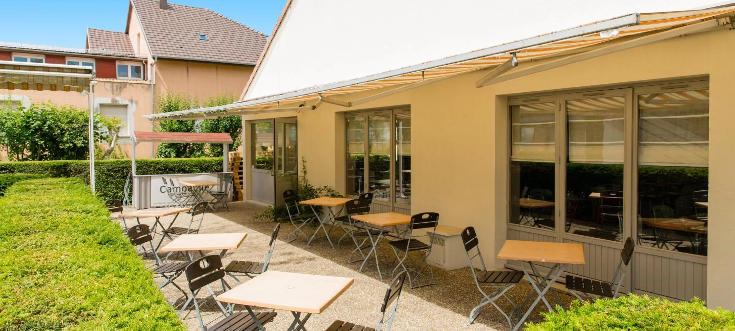 Patio in Campanile Mulhouse - Morschwiller