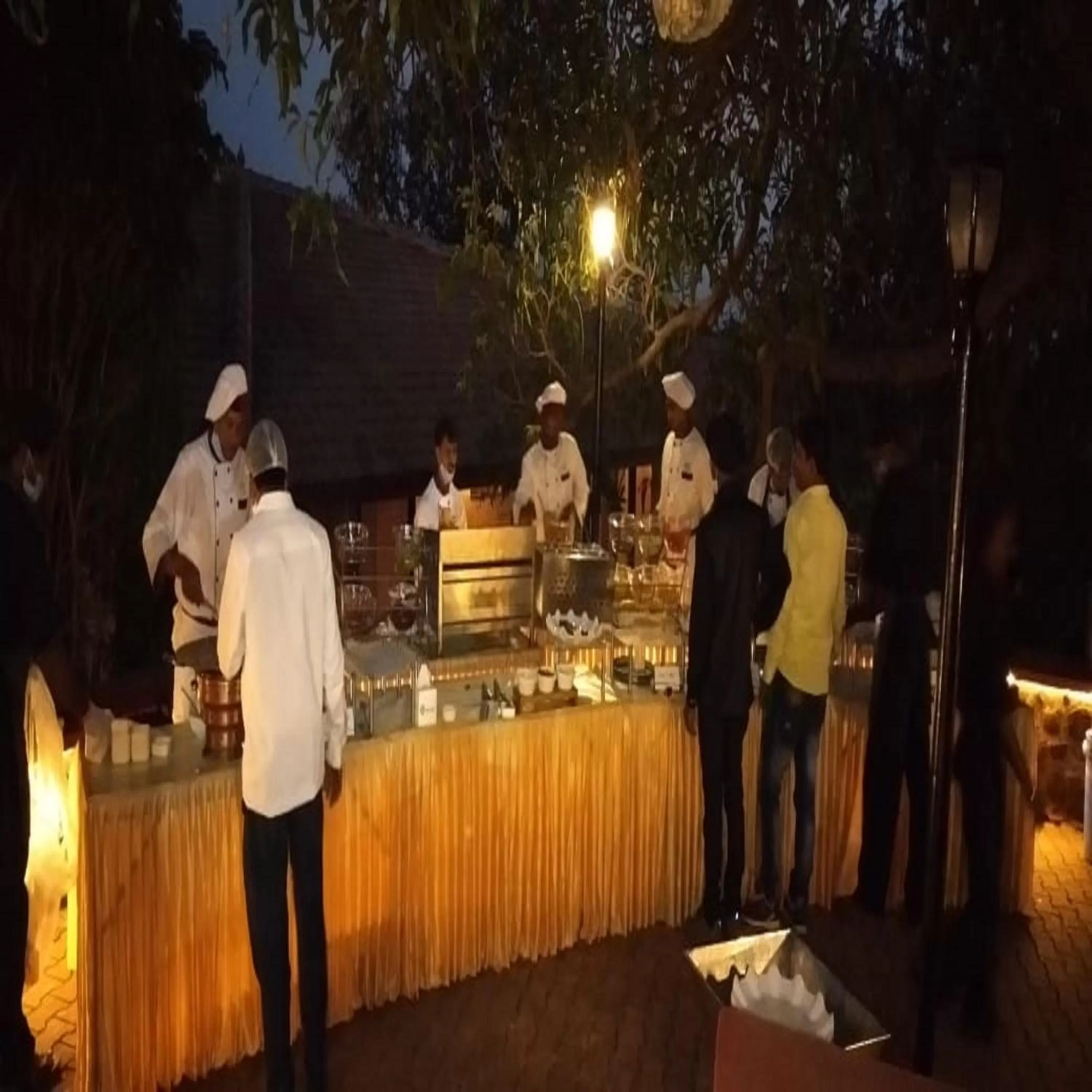 Food and drinks in Jayshin Lake Vaitarna Resort - Igatpuri