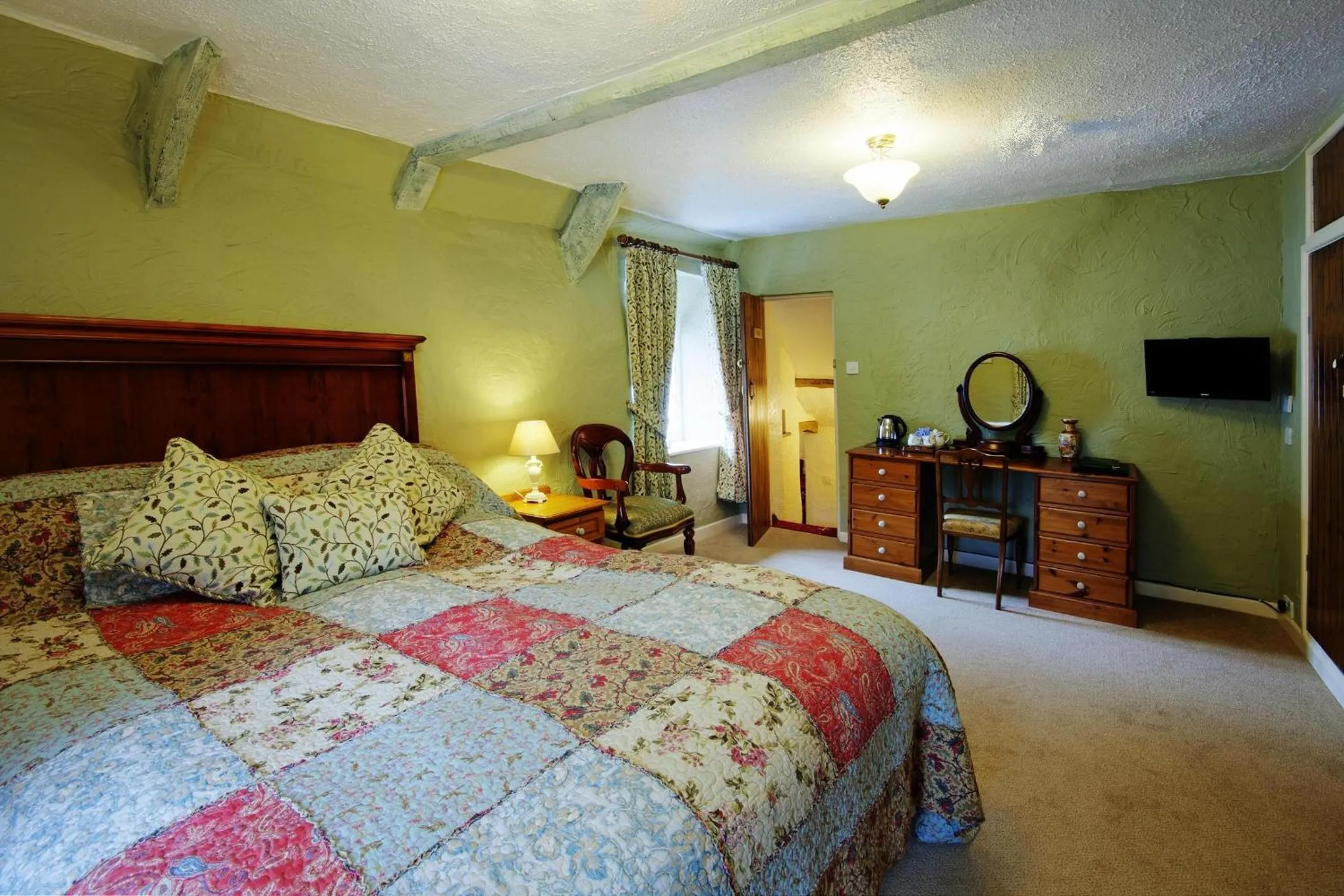 Bedroom, Bed in Tinhay Mill