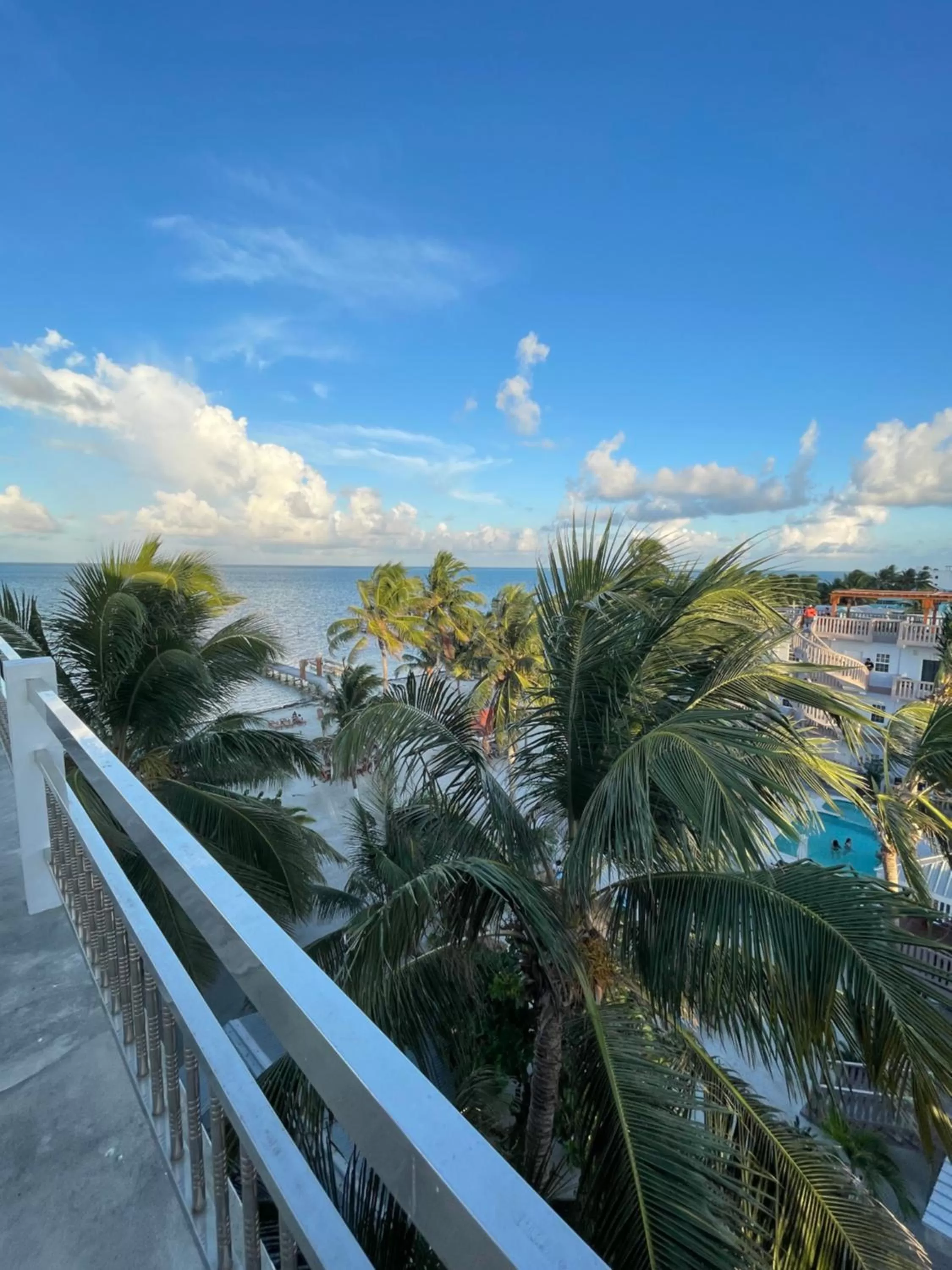 Caye Caulker Beach Hotel