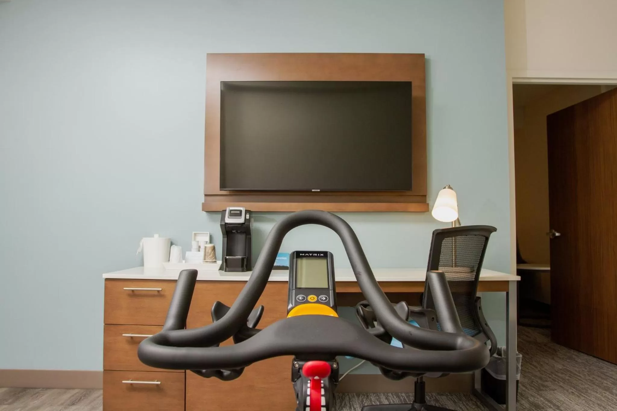 Photo of the whole room in EVEN Hotel Manchester Airport by IHG