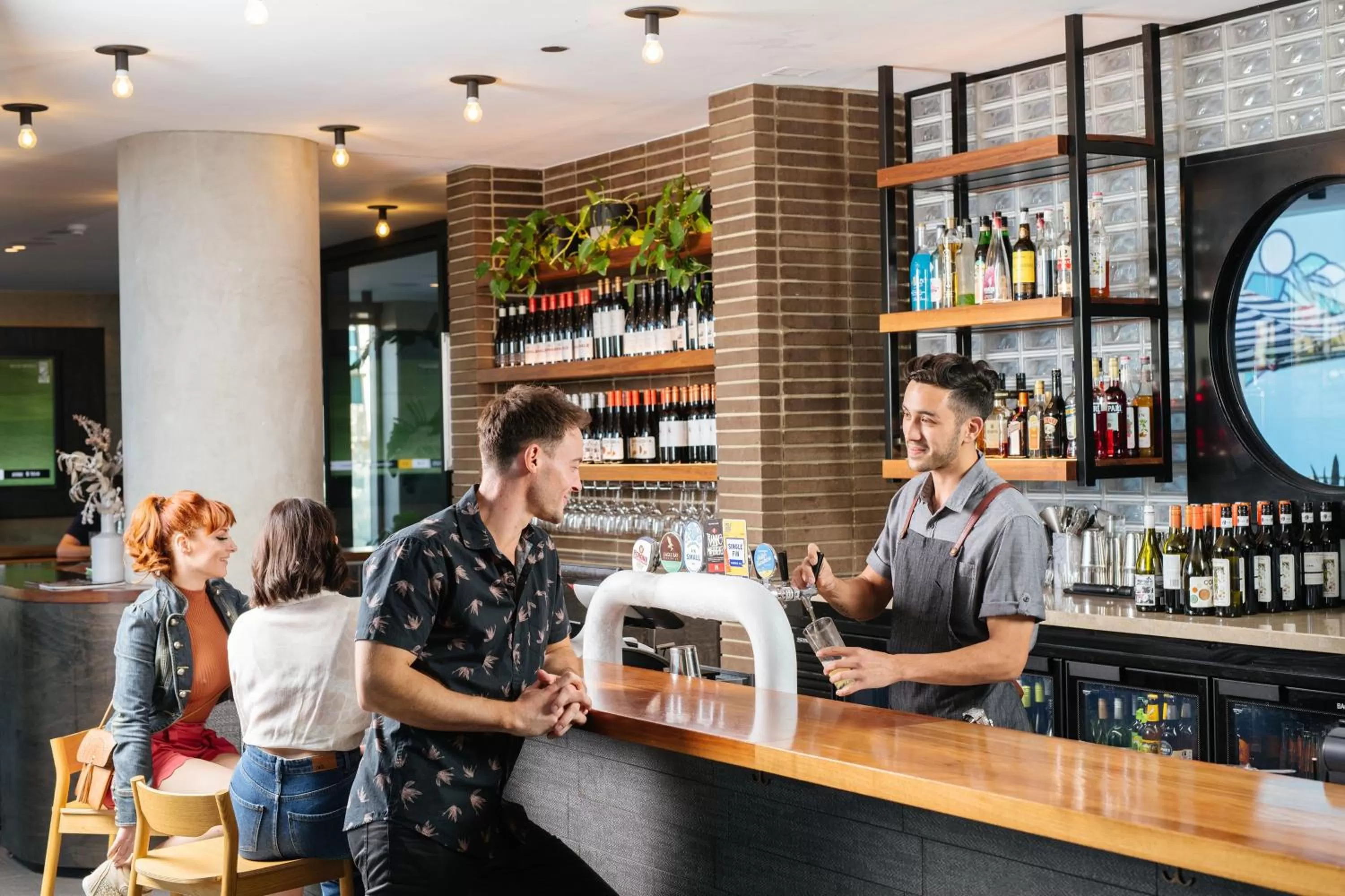 Lounge or bar in Aloft Perth