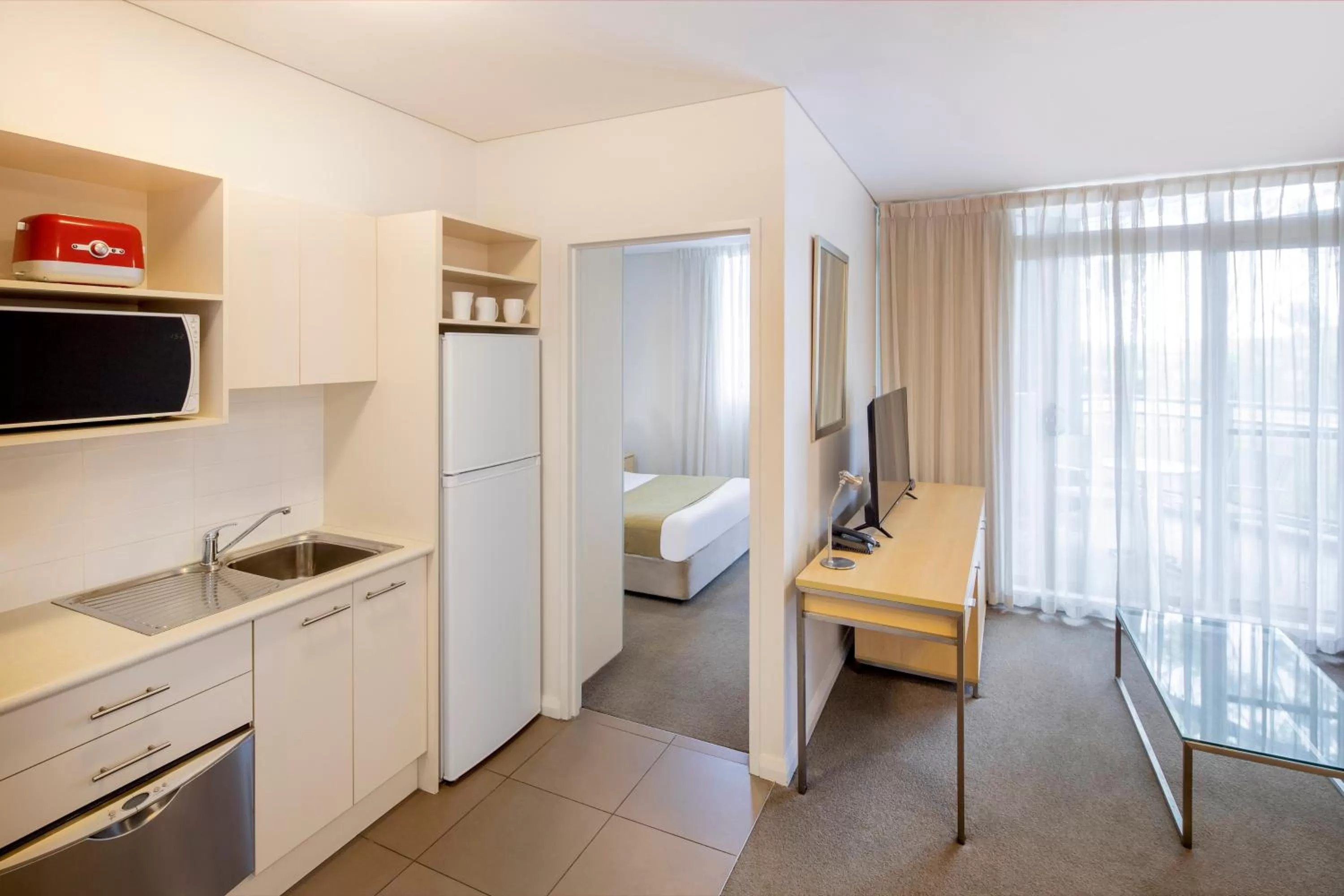 Bed in Mantra Castle Hill Sydney, an Accor Hotel