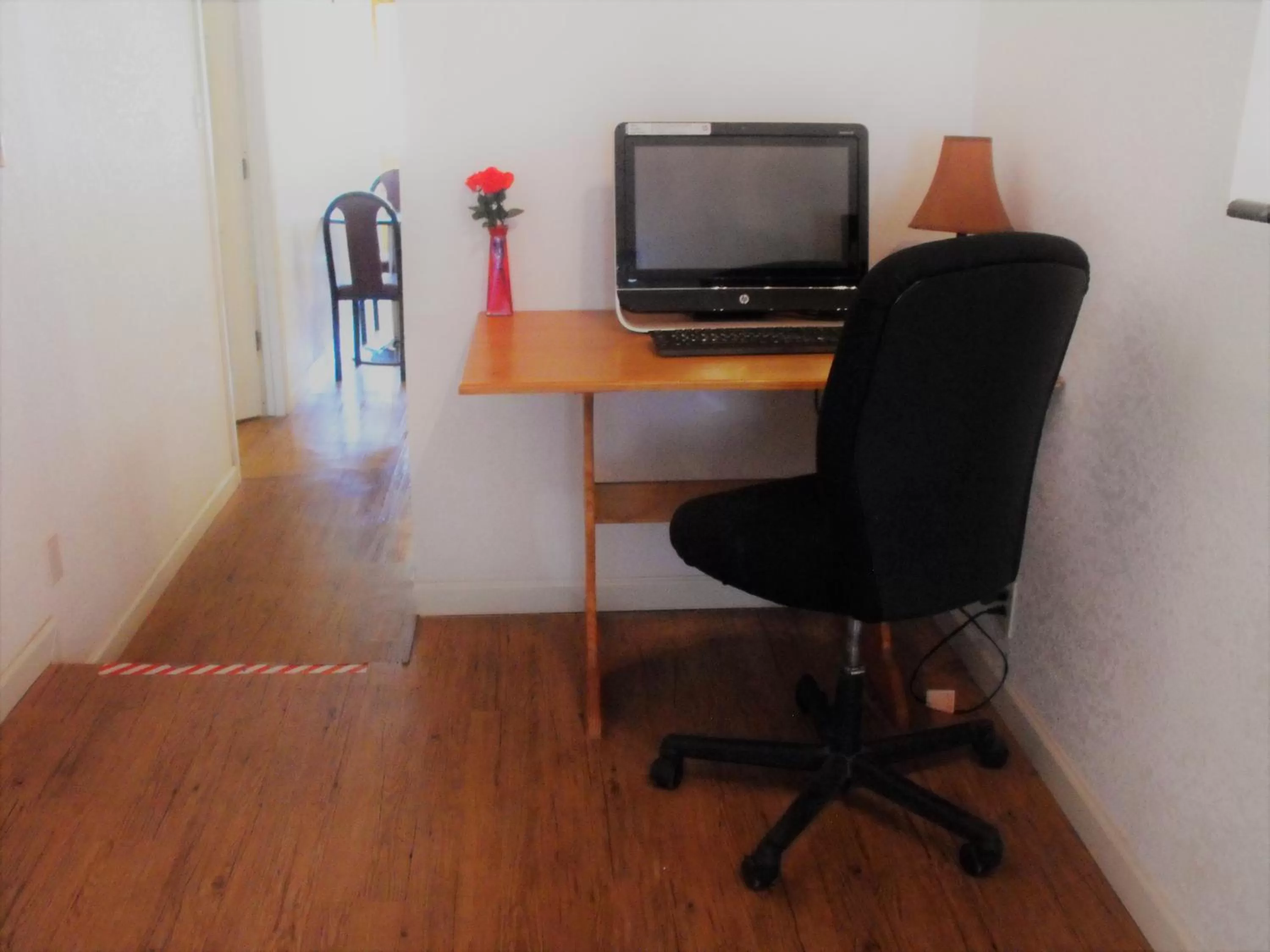 Eagle Crater Lake Inn