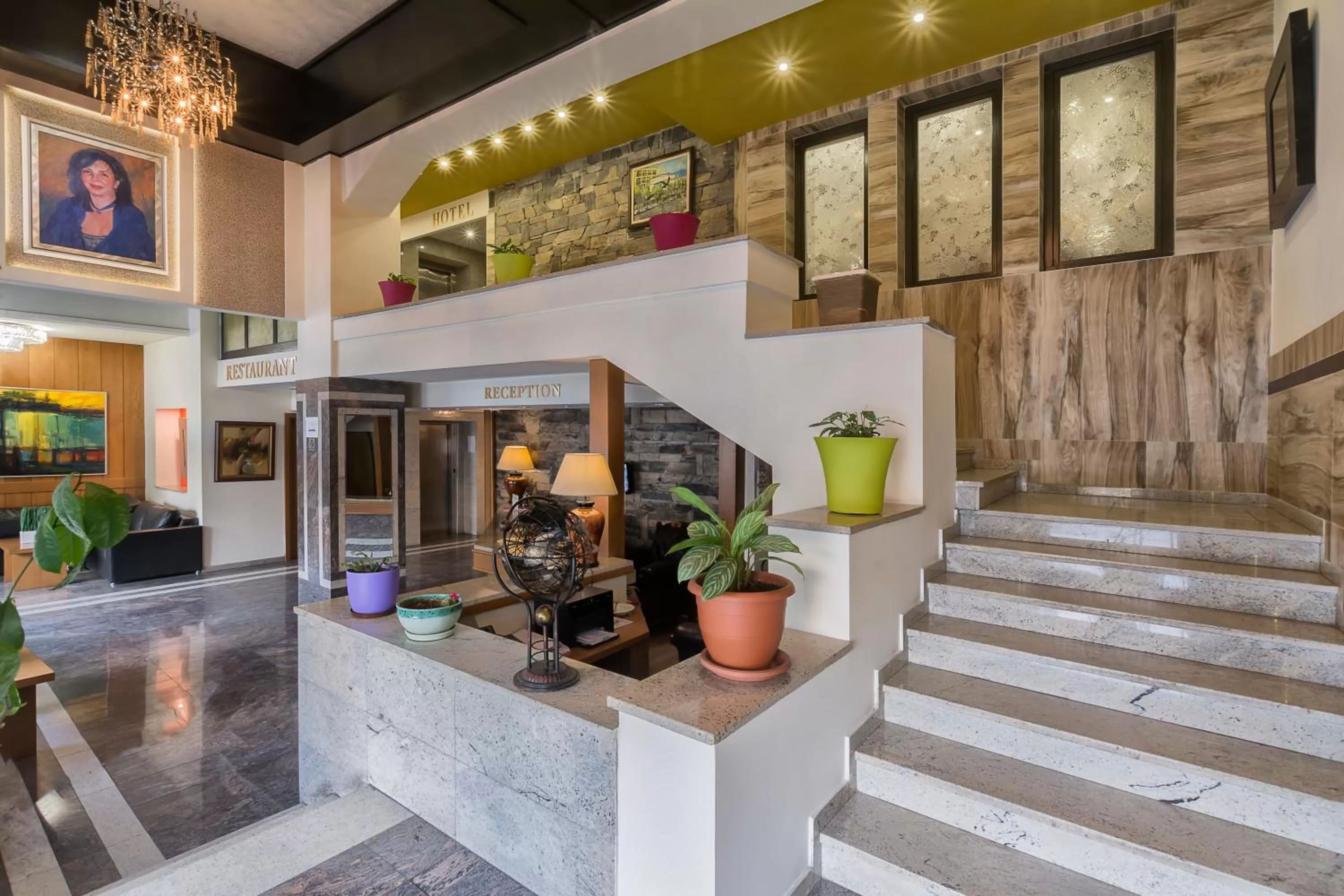 Lobby or reception in Hotel Lirak