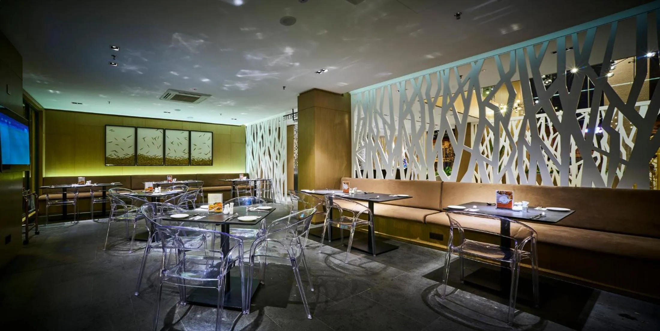 Food and drinks in d'Sora Boutique Business Hotel