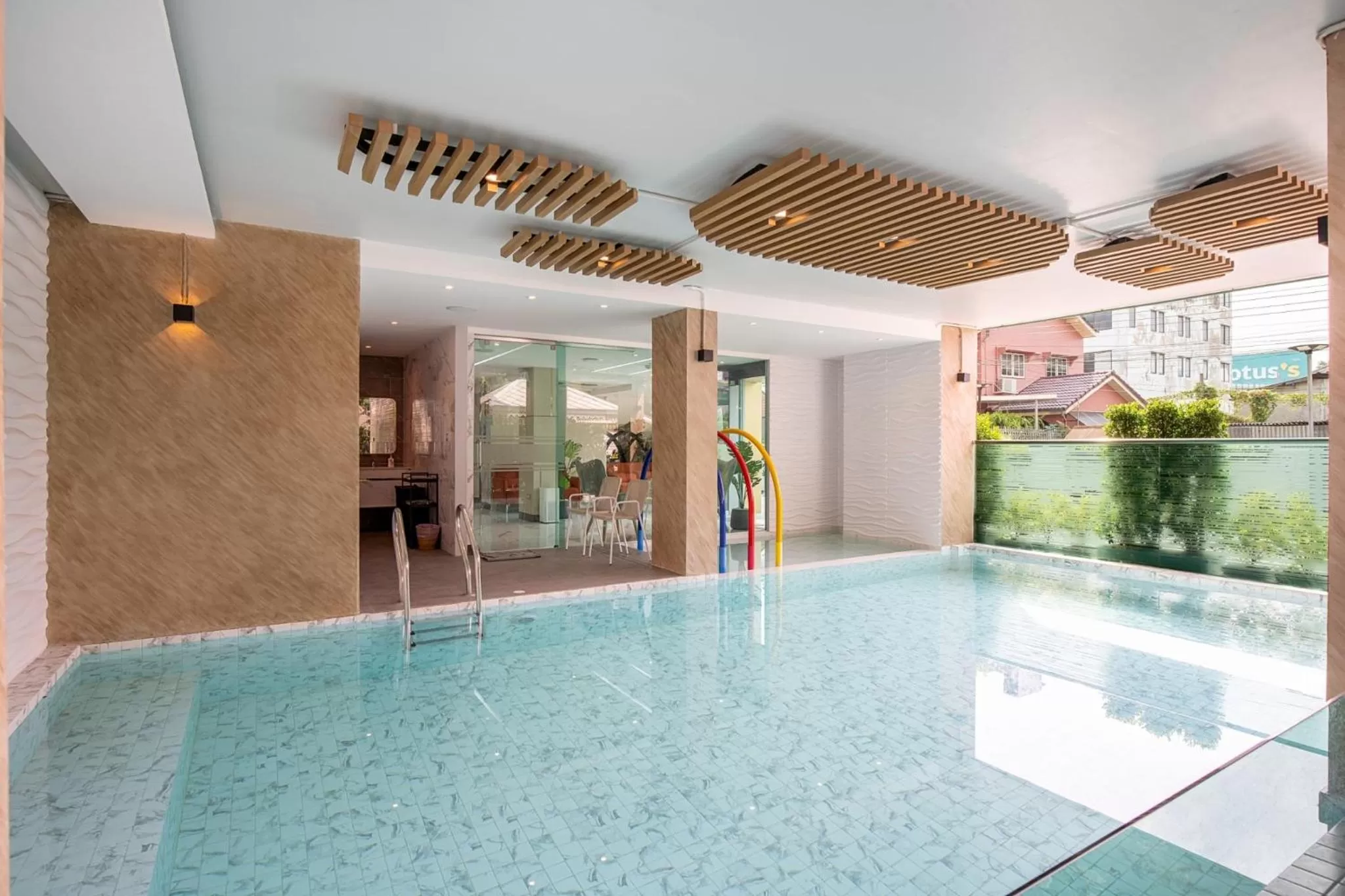 Swimming pool in The Riski Hotel at Bangphlat Station SHA