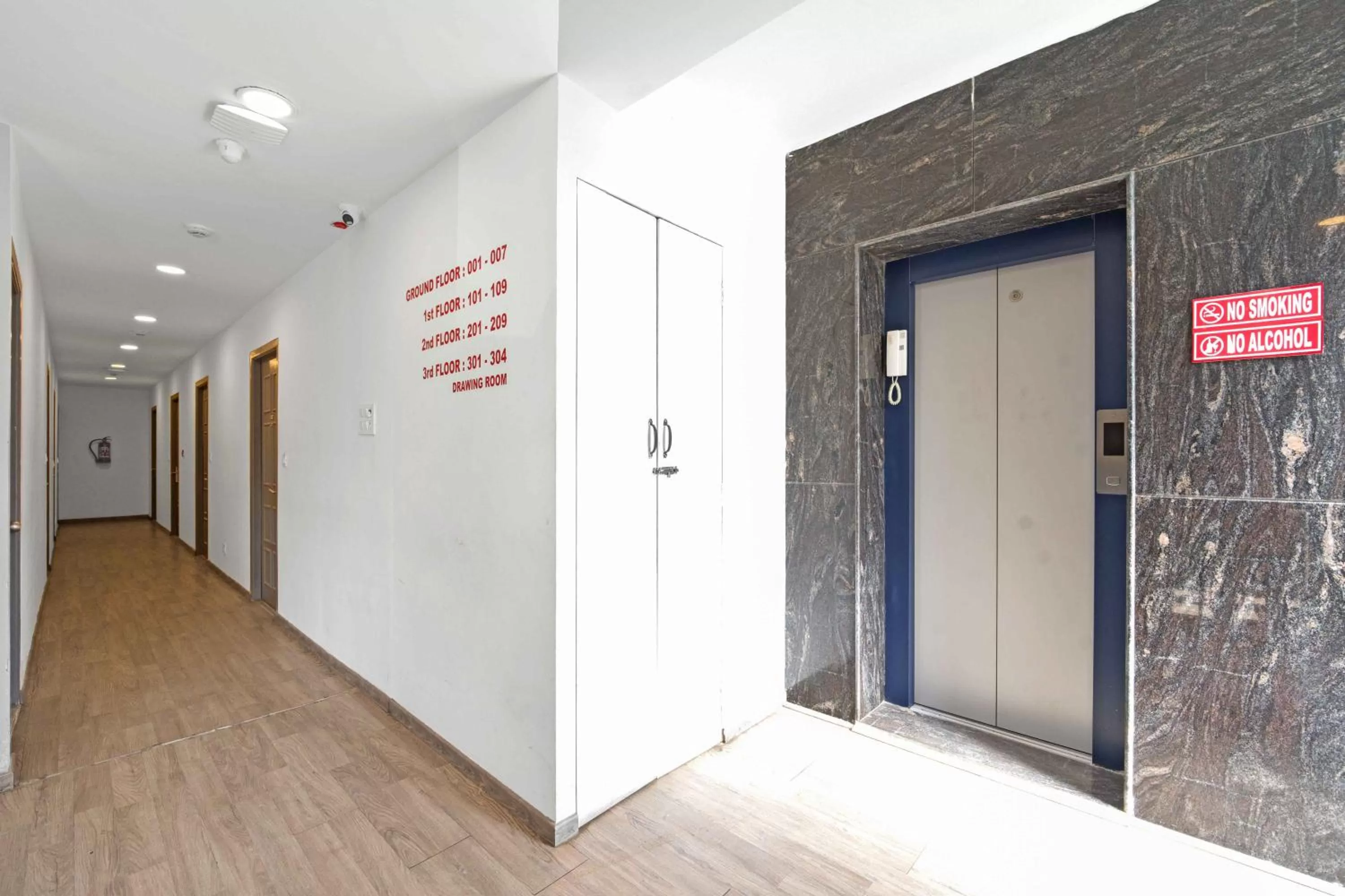 elevator in UPAR Hotels Uthandi, ECR