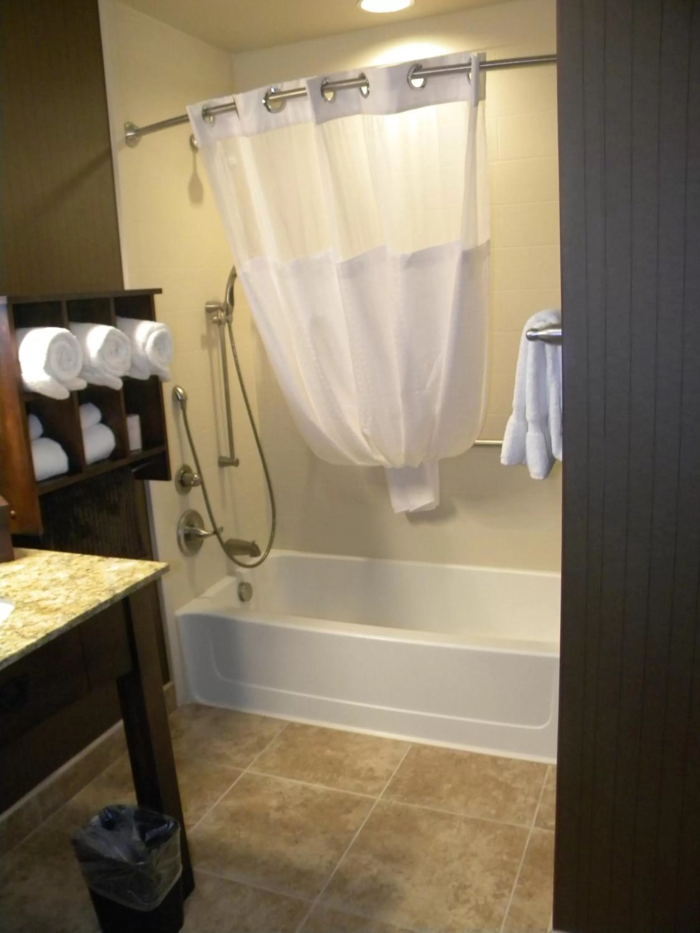 Shower in Teddy's Residential Suites Watford City