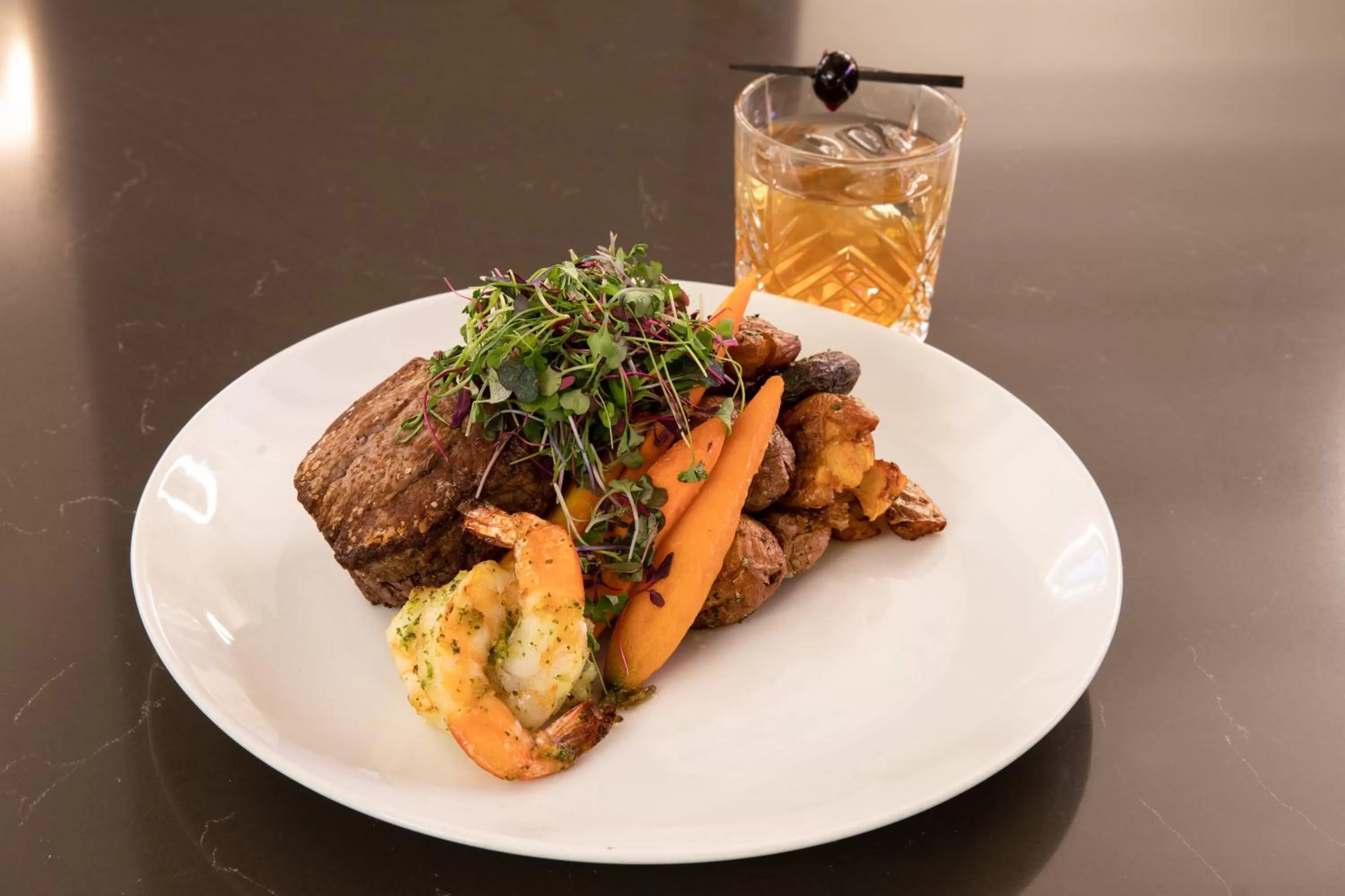 Restaurant/places to eat in Crowne Plaza Phoenix - Chandler Golf Resort by IHG