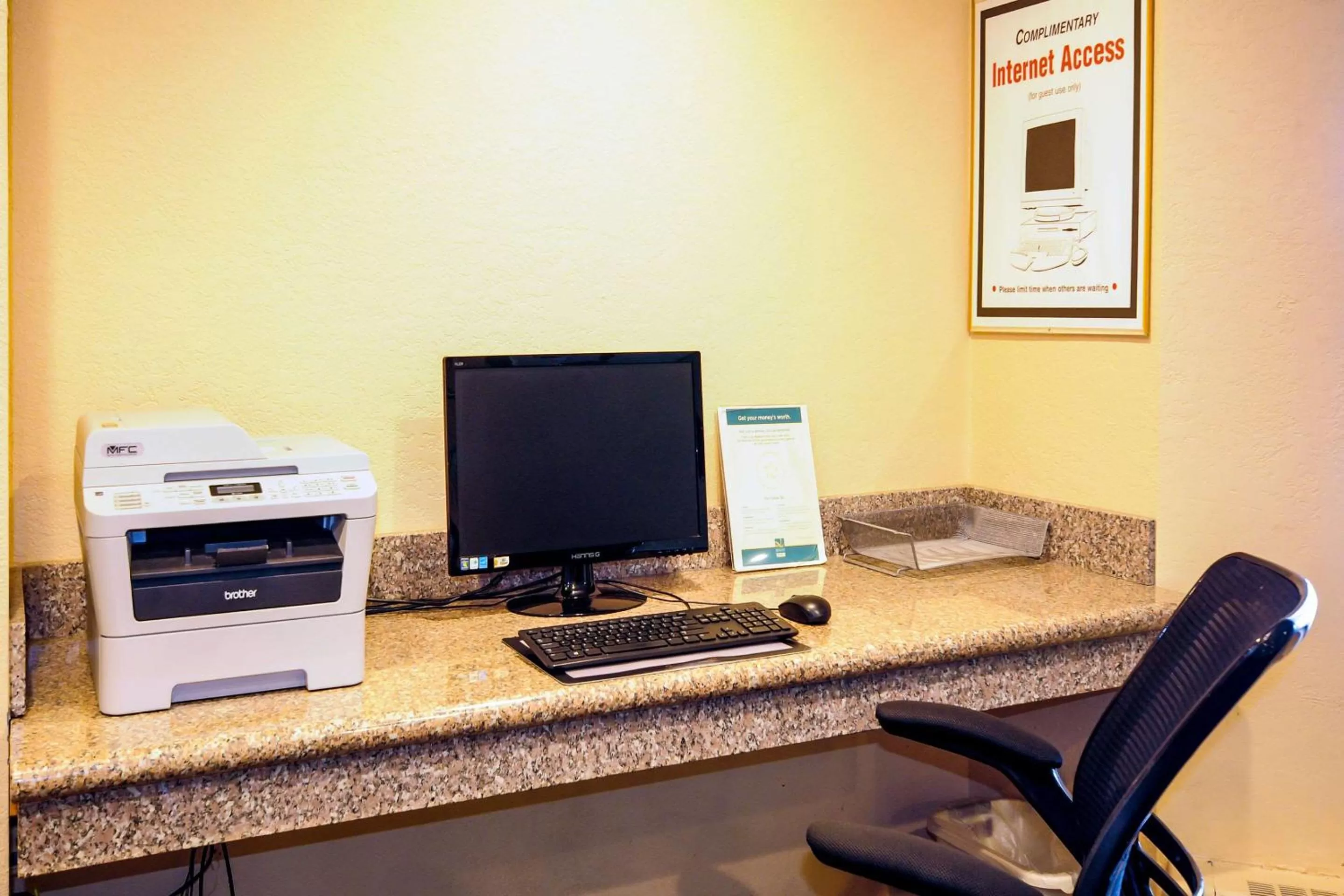 Business facilities in Quality Inn Stadium Area Green Bay Stadium