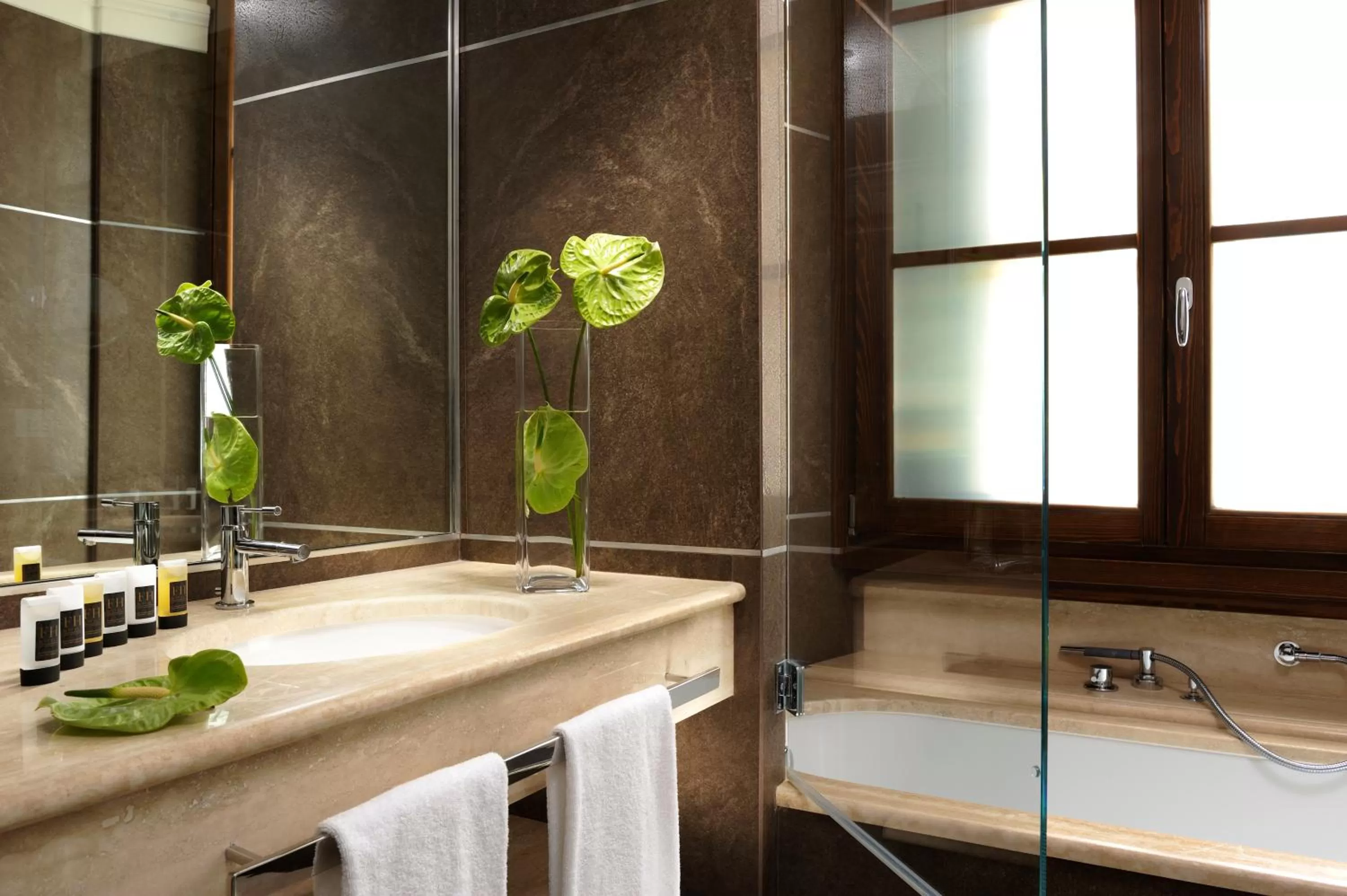 Bathroom in FH55 Hotel Calzaiuoli