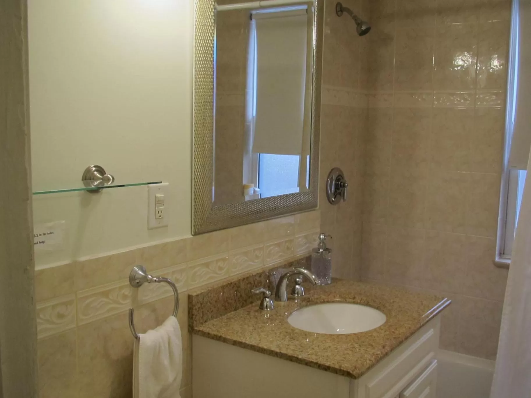 Bathroom in Bowers House Bed and Breakfast