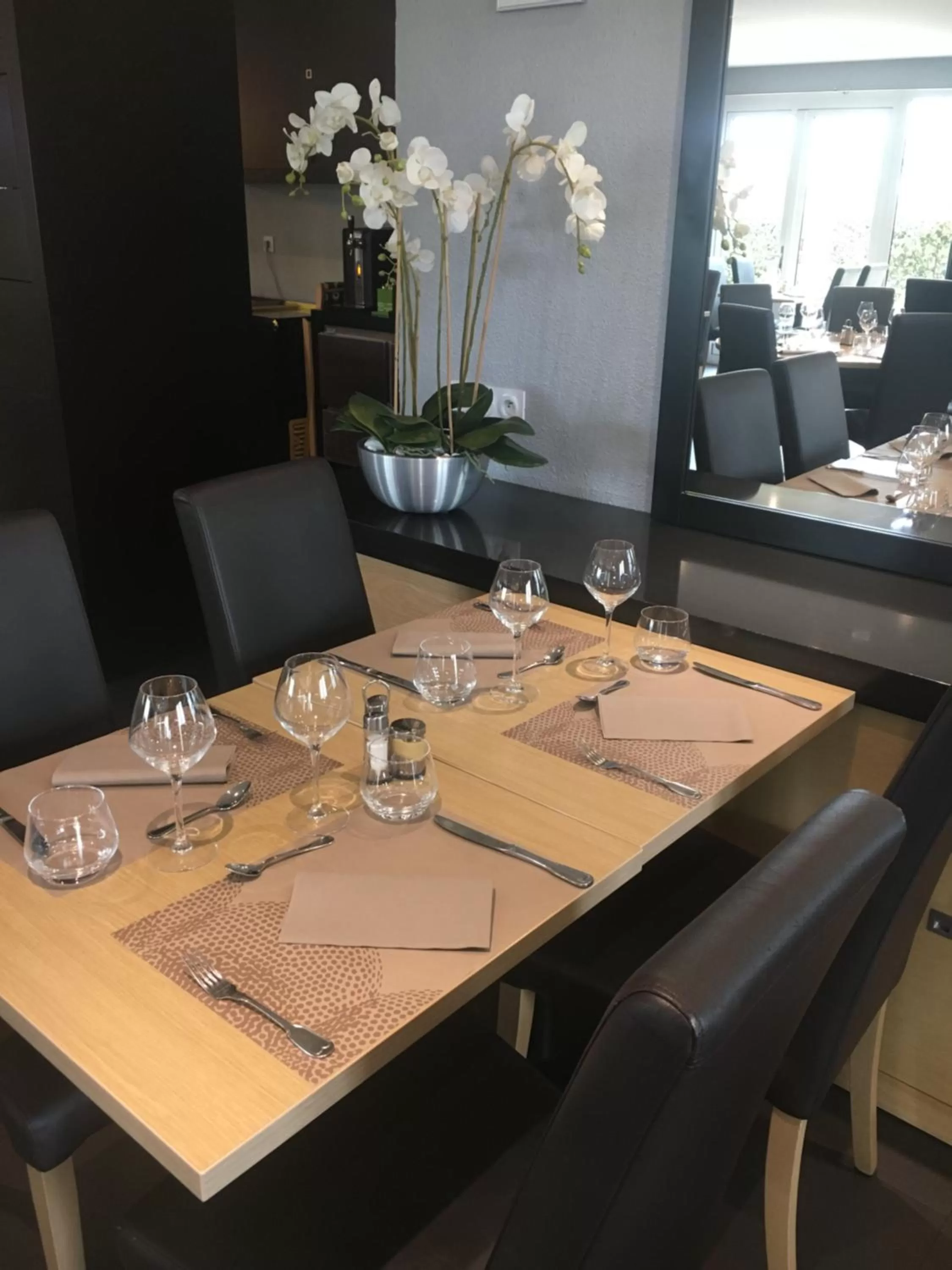 Restaurant/places to eat in Hôtel Relais d'Étretat