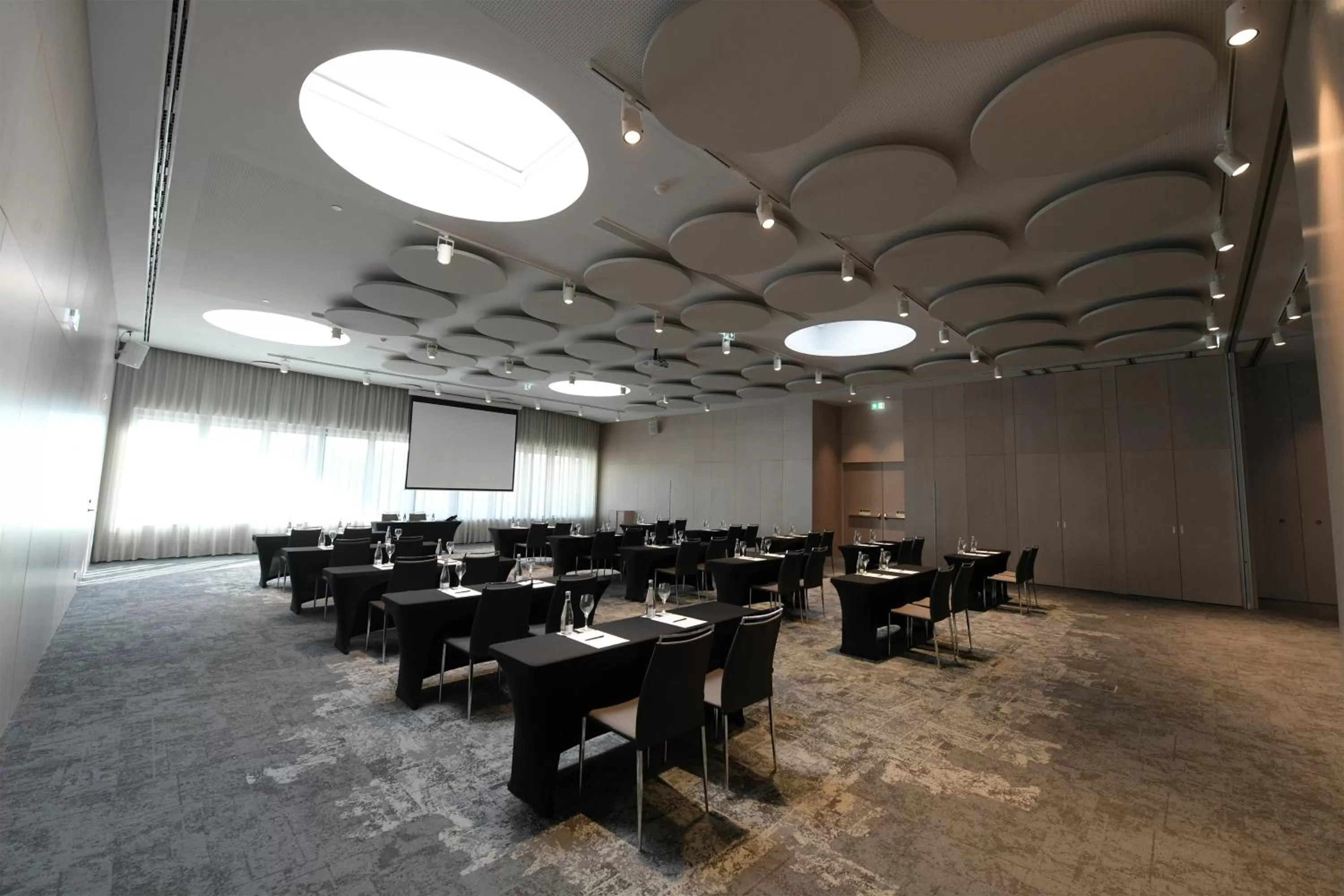 Meeting/conference room in Eurostars Universal Lisboa