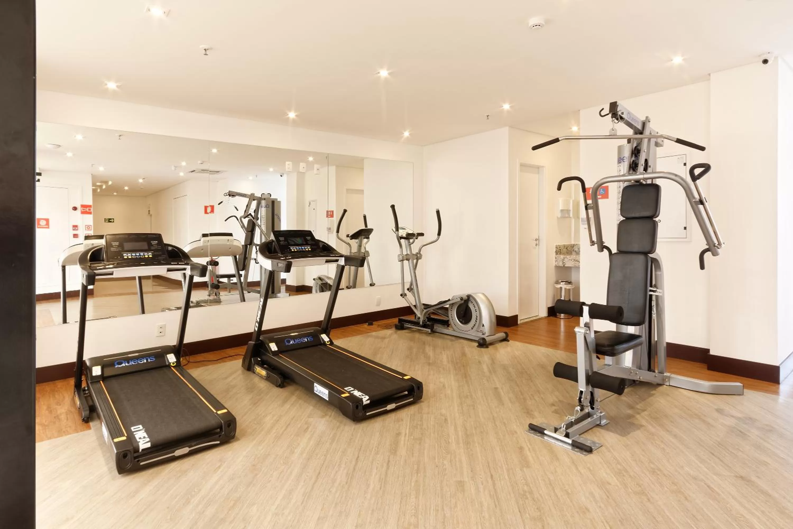 Fitness centre/facilities in Ramada Encore by Wyndham São Paulo Osasco