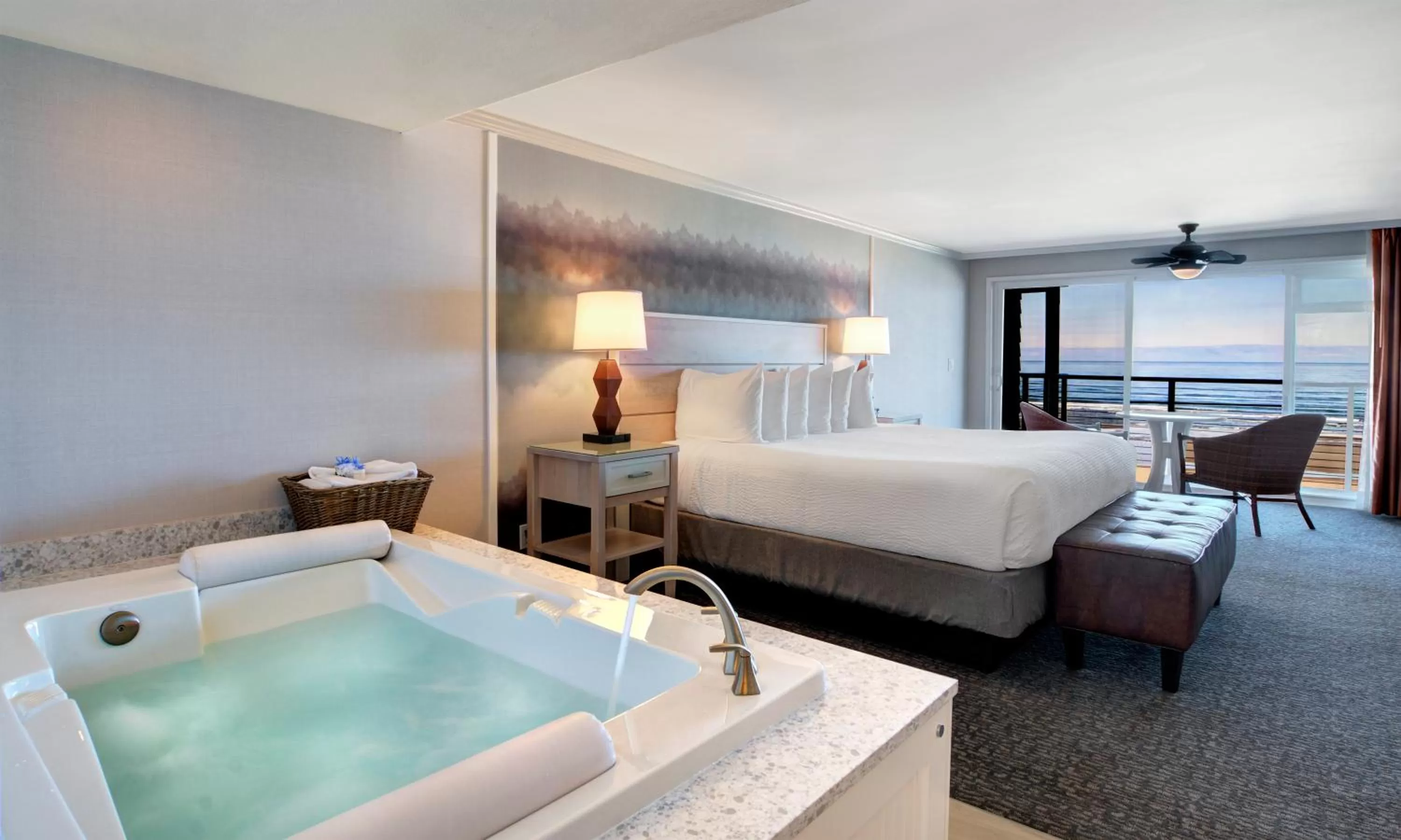 Bed in Hallmark Resort in Cannon Beach