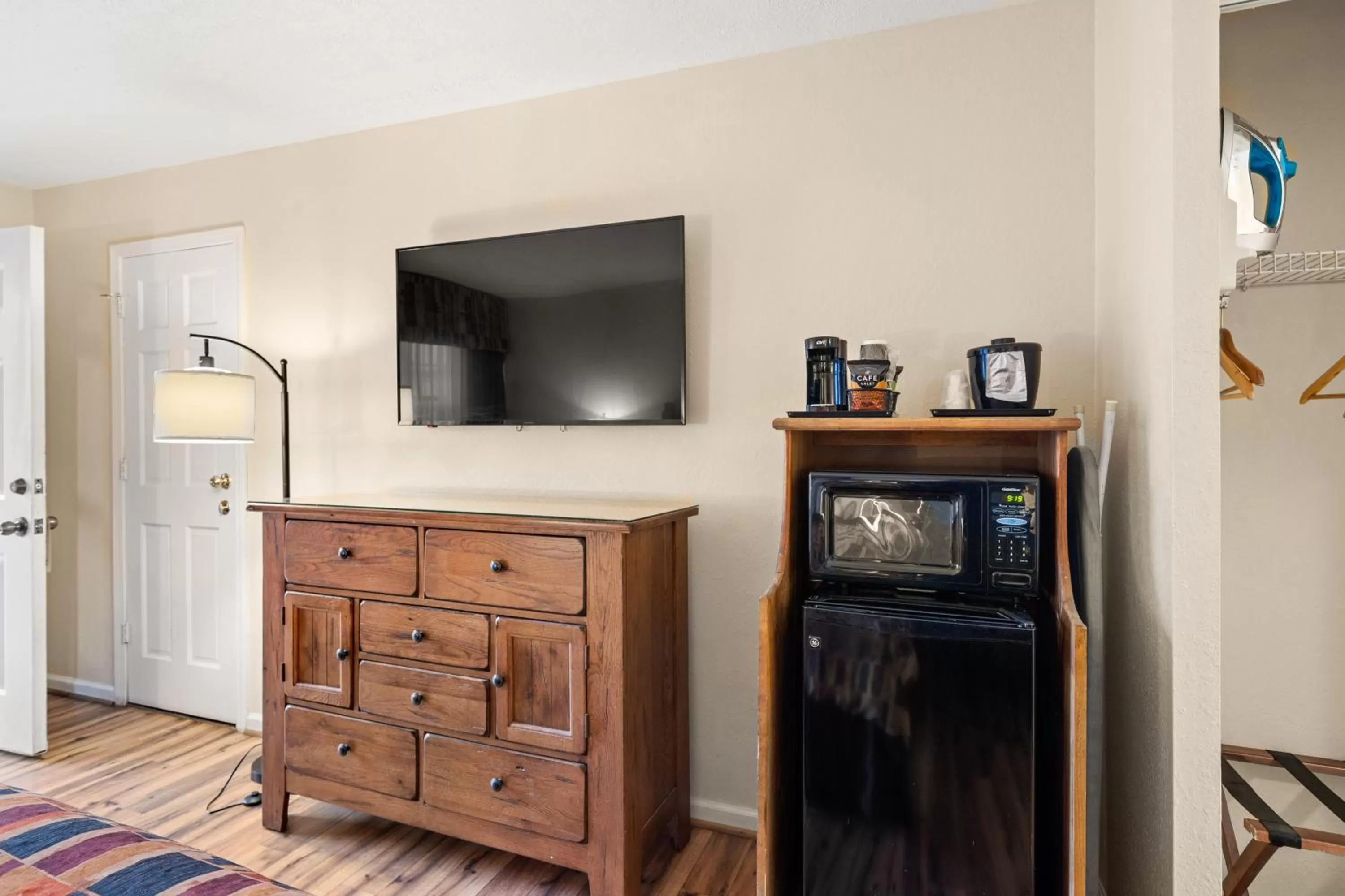 Jonathan Creek Inn and Villas