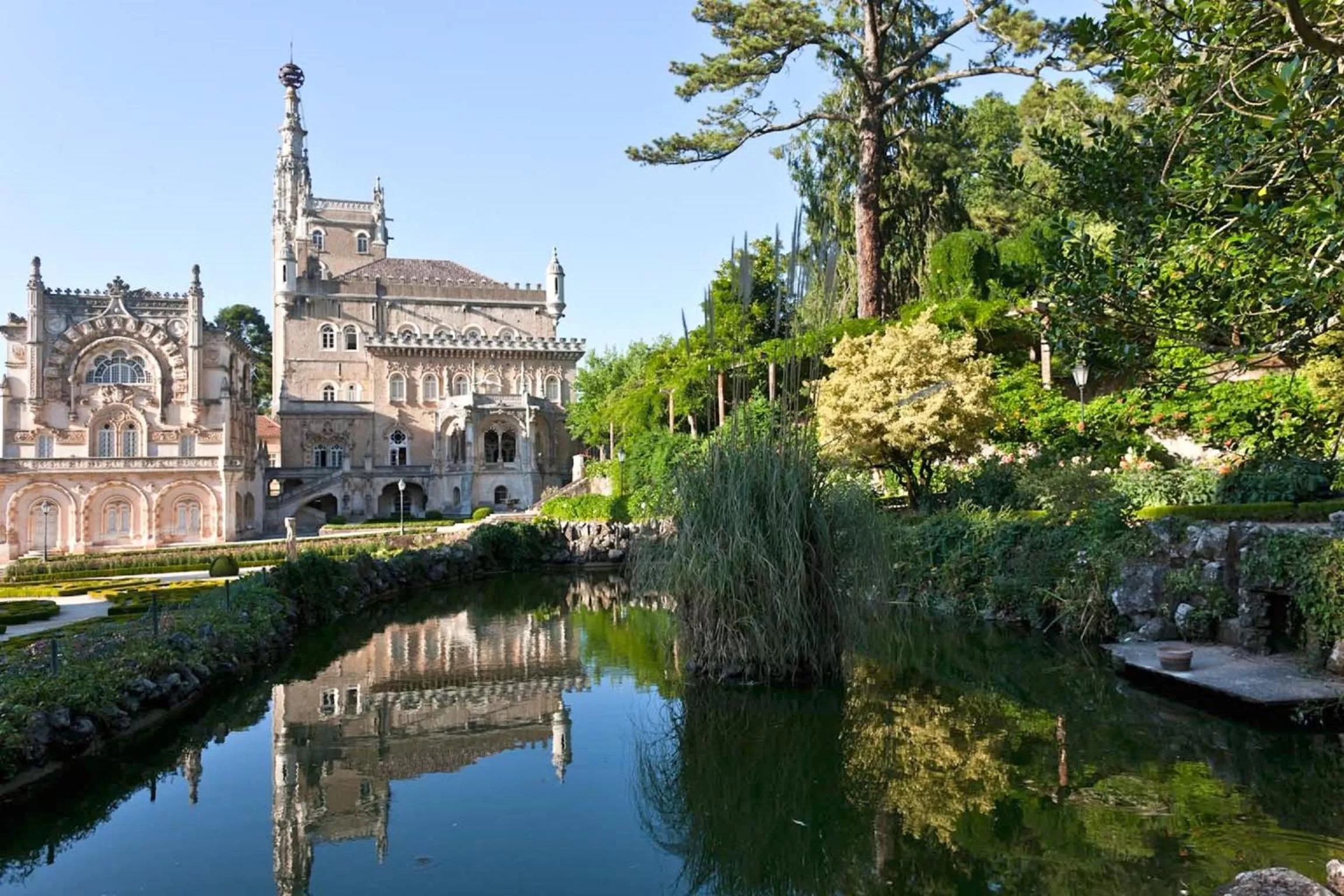 Property building in Palace Hotel do Bussaco