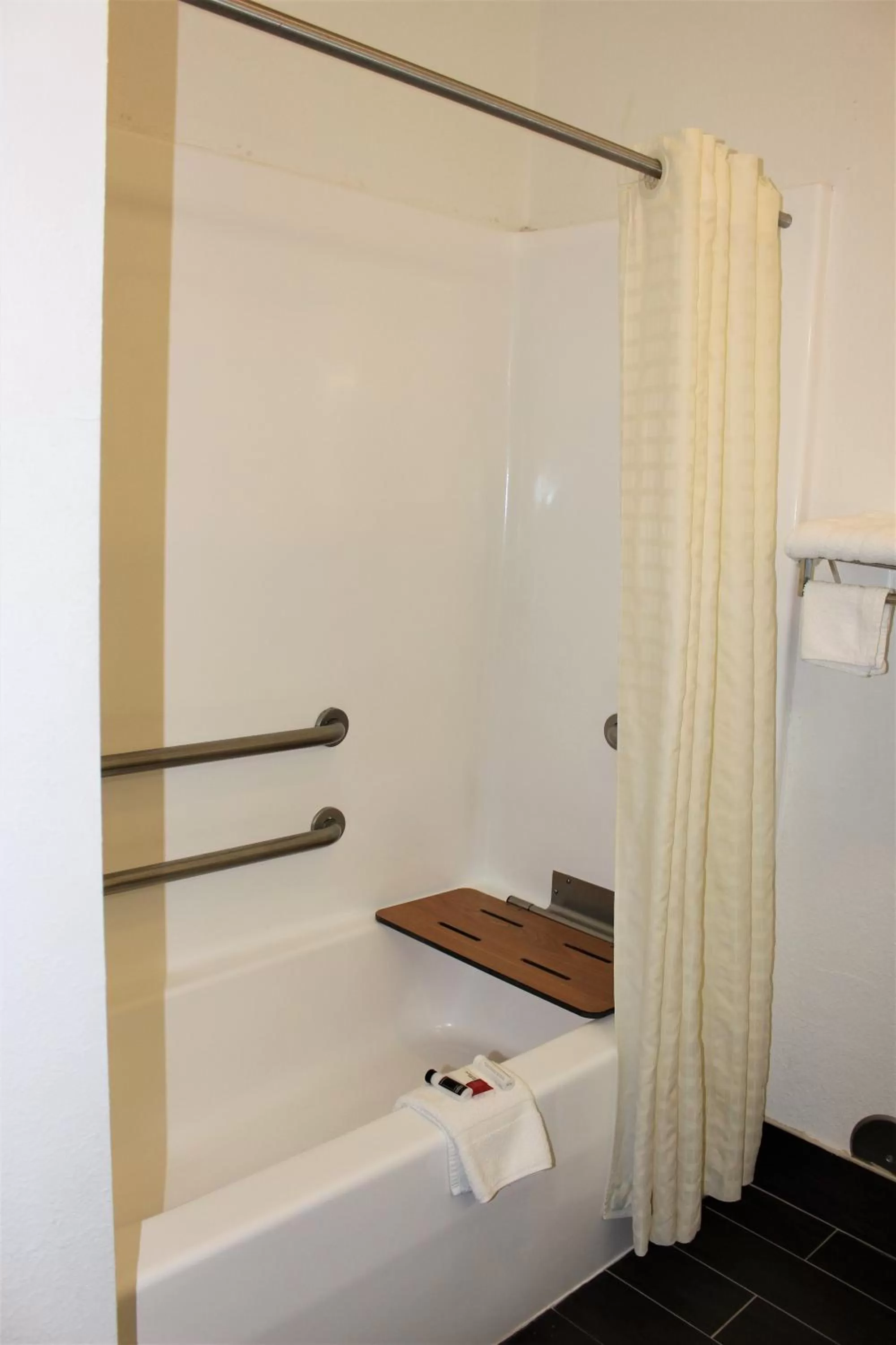 Super 8 by Wyndham De Soto