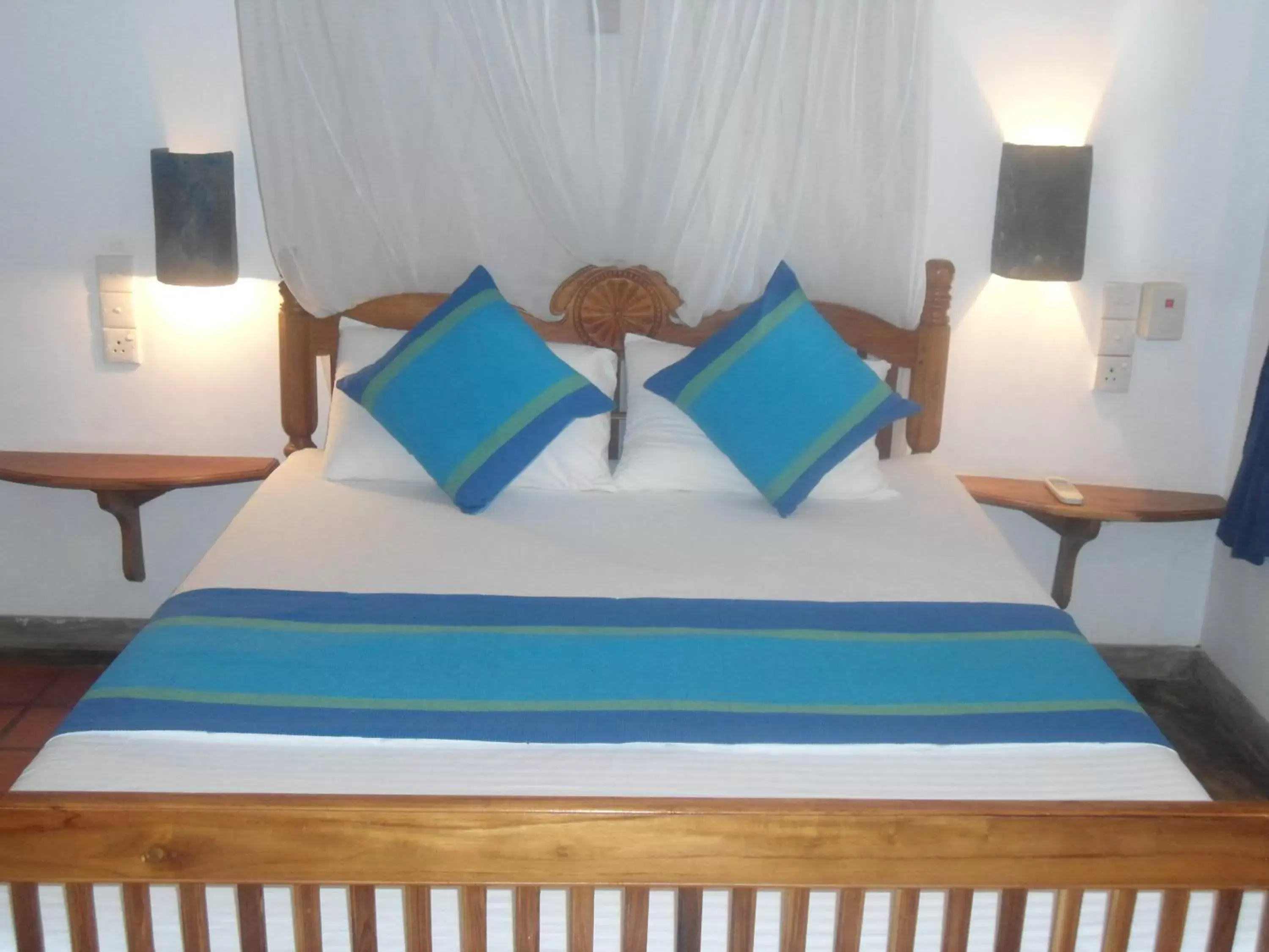 Deluxe Double Room with Balcony in Little Paradise Tourist Guest House and Holiday Home Deluxe Double Room with Balcony in Little Paradise Tourist Guest House and Holiday Home