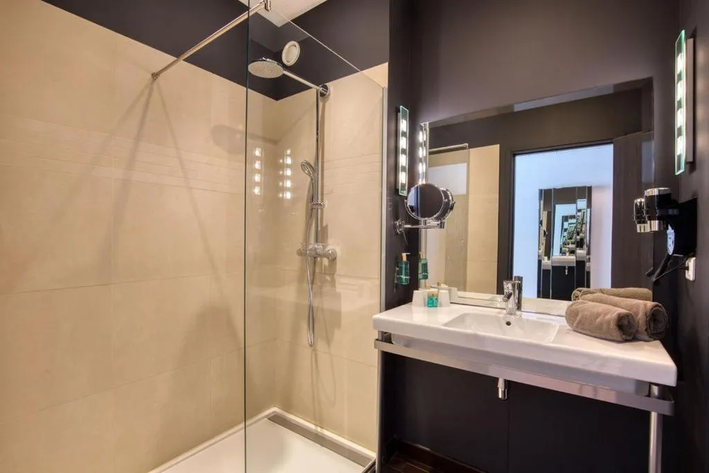 Bathroom in Best Western Plus Up Hotel & Bar