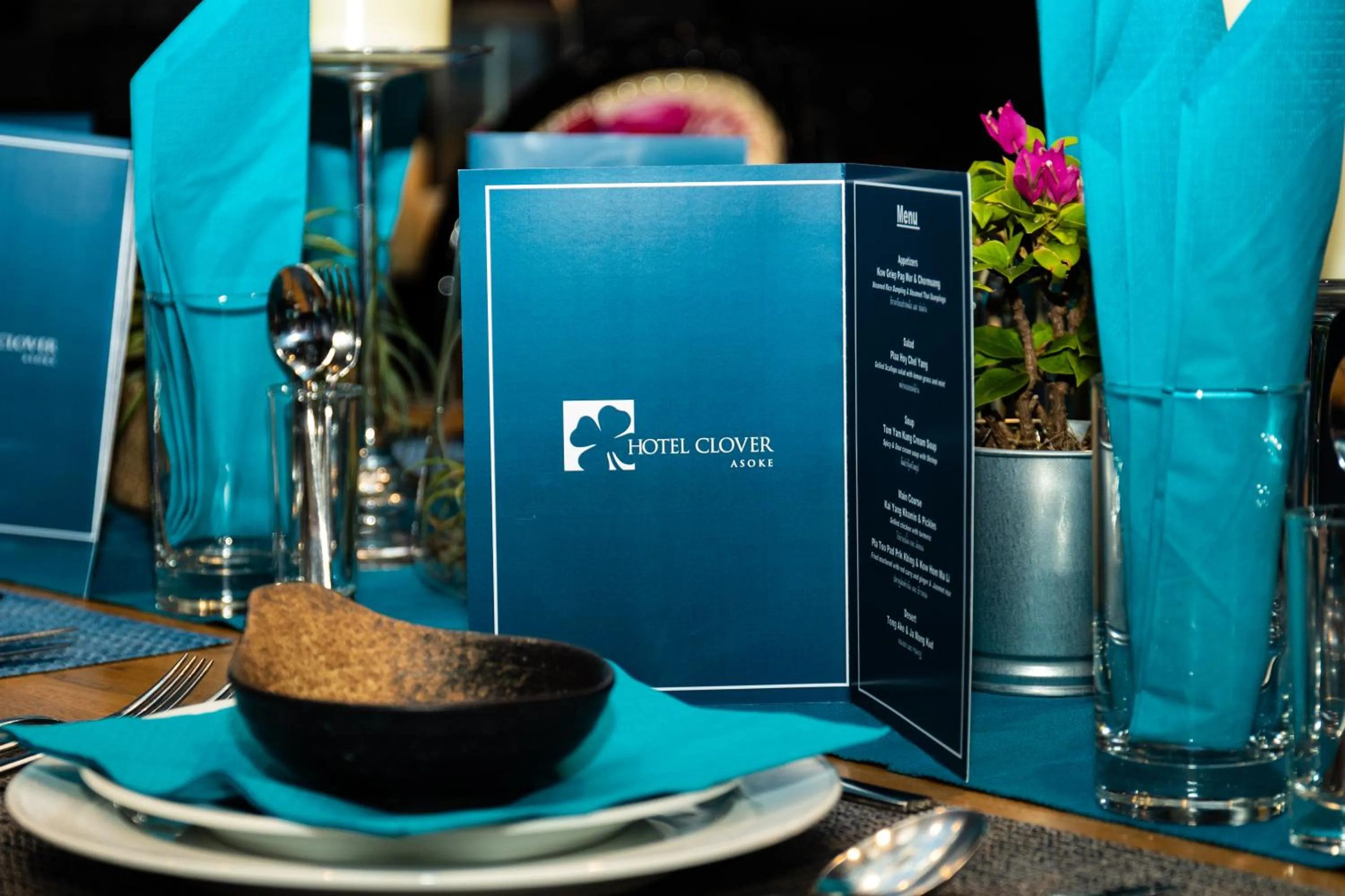 Restaurant/places to eat in Hotel Clover Asoke - SHA Extra Plus