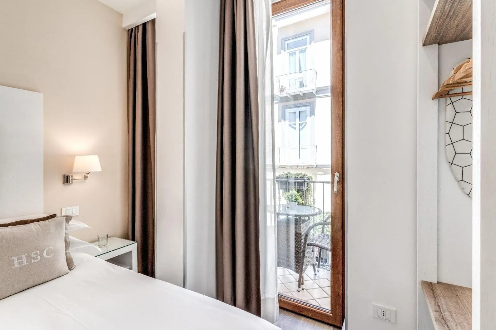 City view, Bed in Hotel Sorrento City