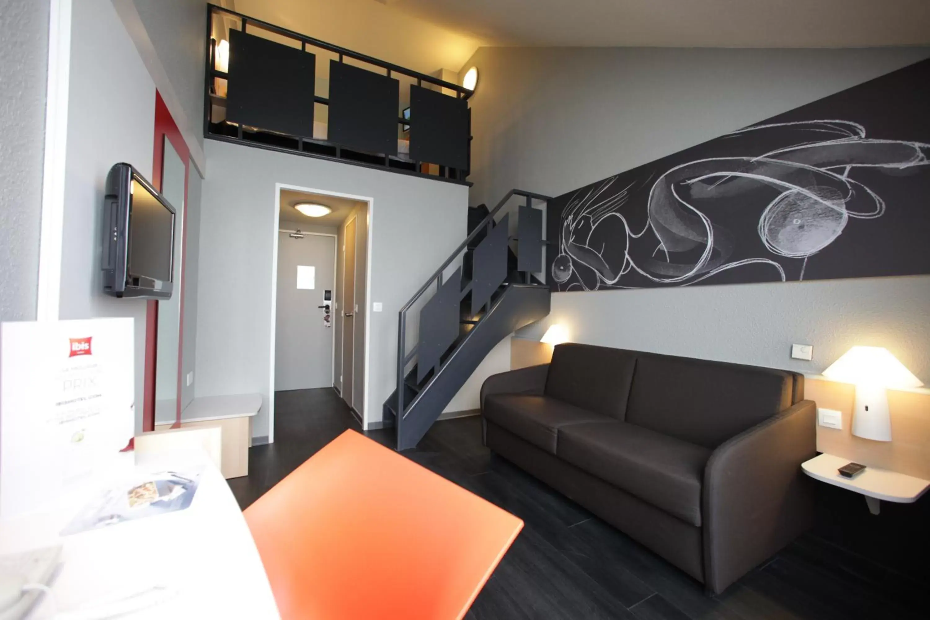 Superior Room with 1 Double bed and Sofa in ibis Granville Port De Plaisance Superior Room with 1 Double bed and Sofa in ibis Granville Port De Plaisance