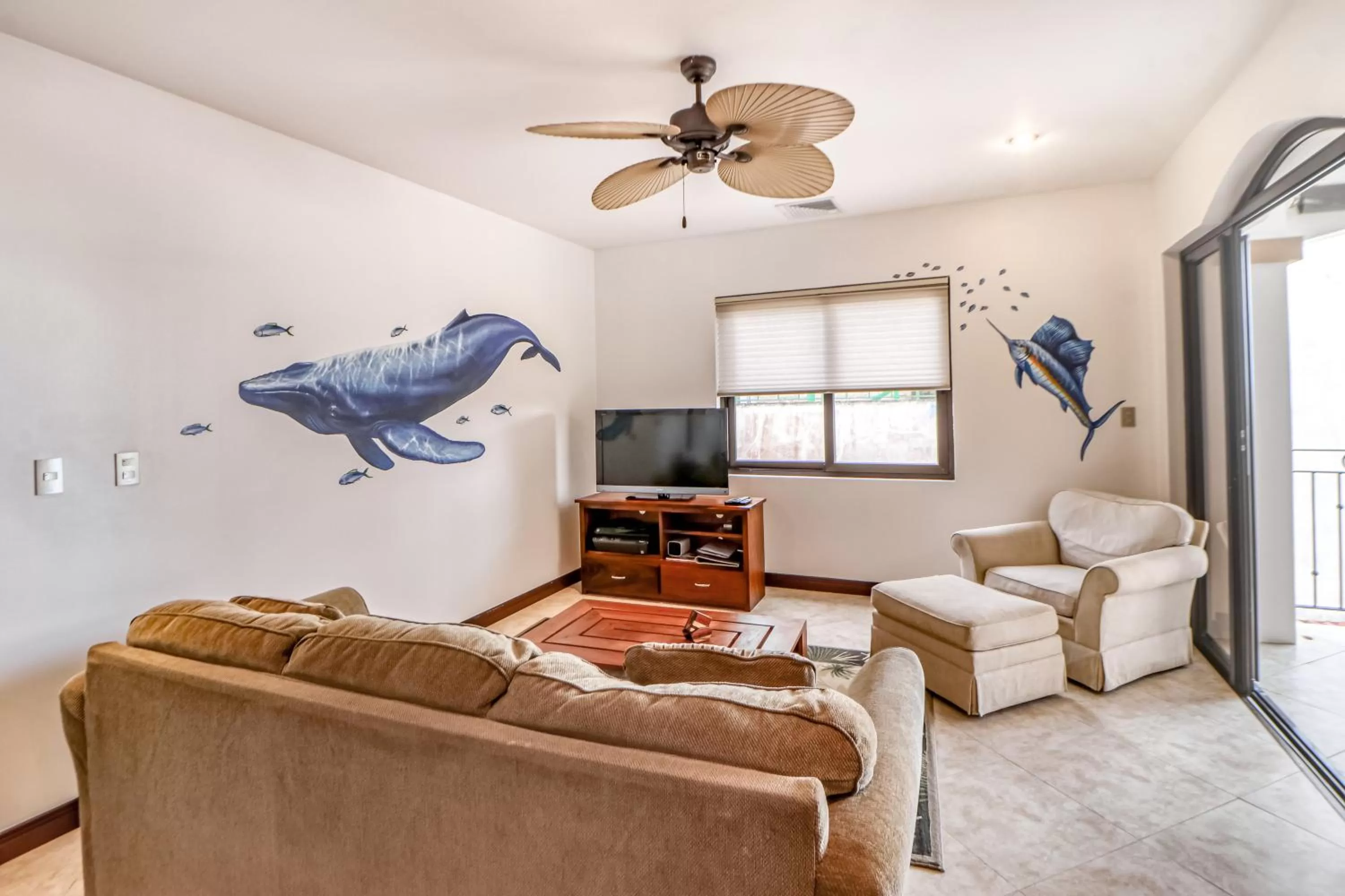 Seating Area in Tres Regalos 303N