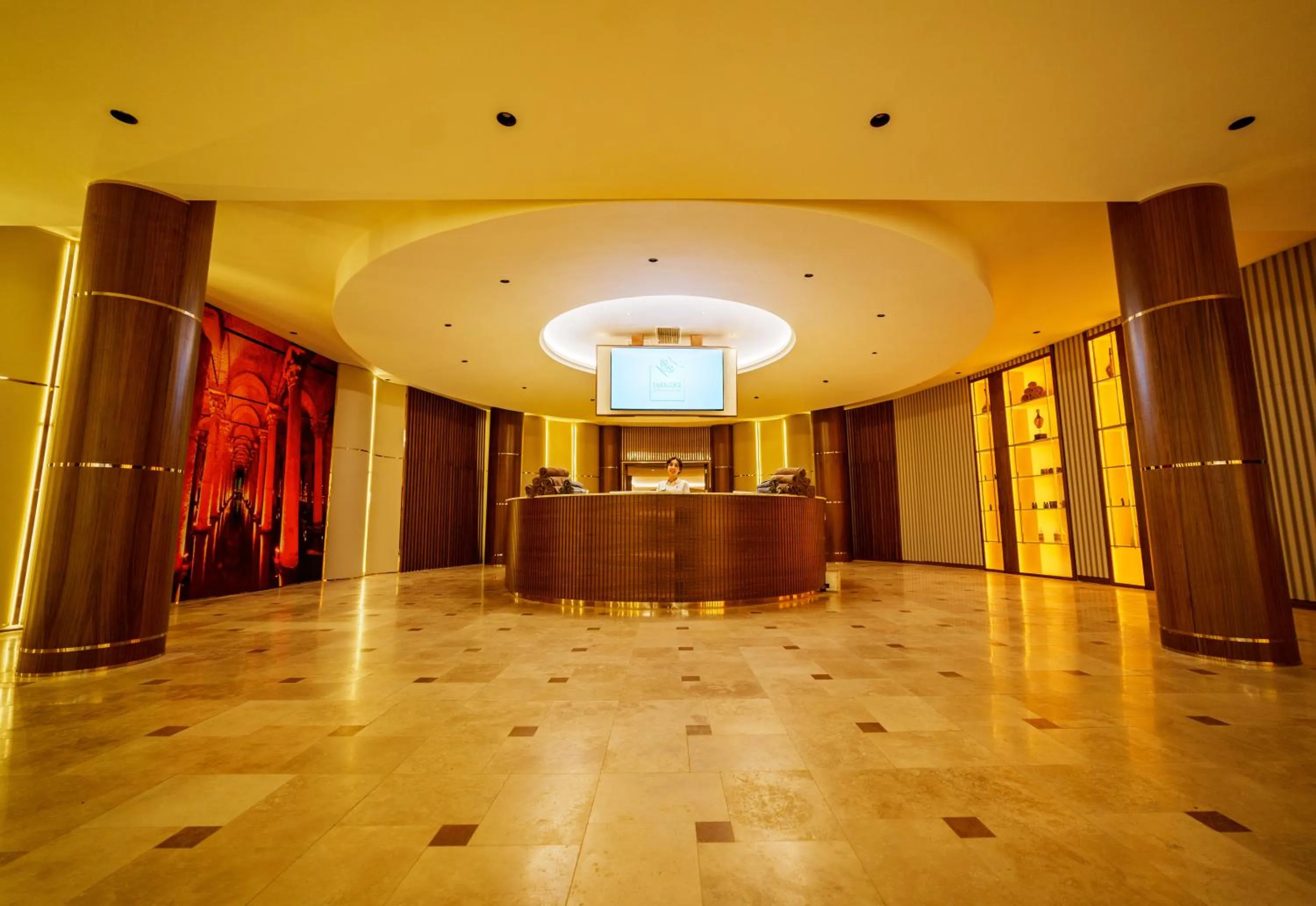 People in Anadolu Hotels Esenboga Thermal