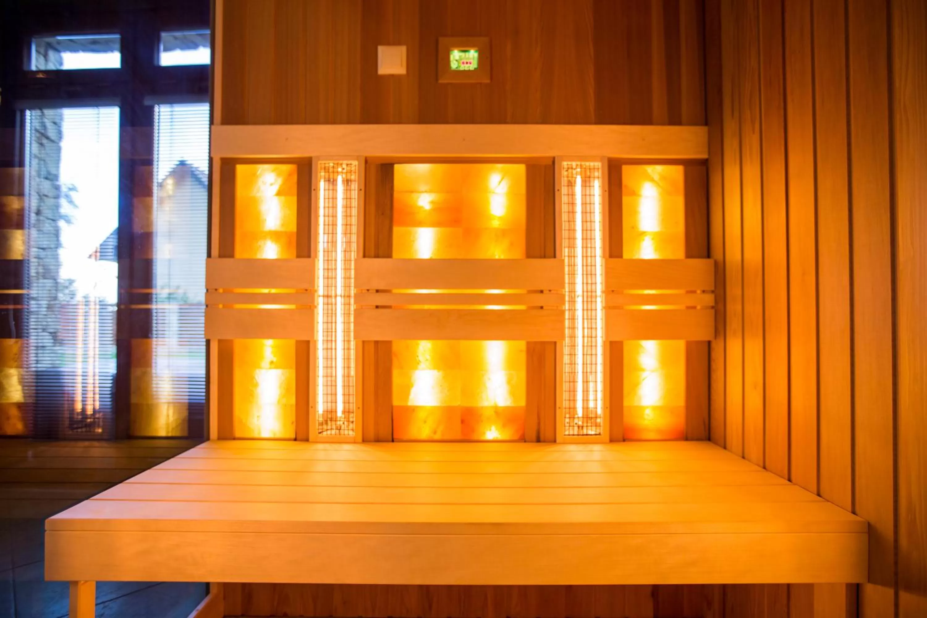 Sauna in Pole Position Beach Hotel