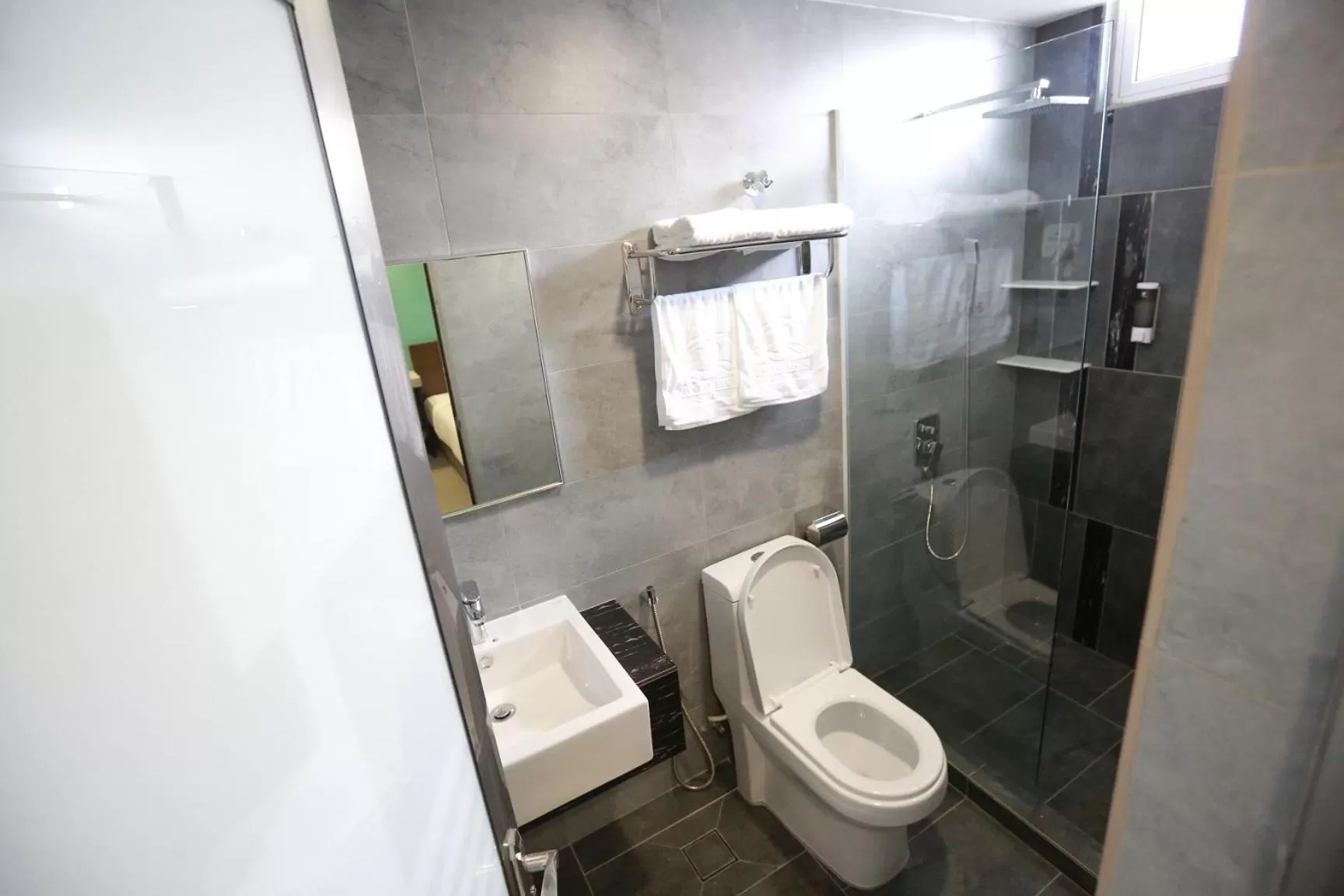 Pantai Regal Boutique Hotel