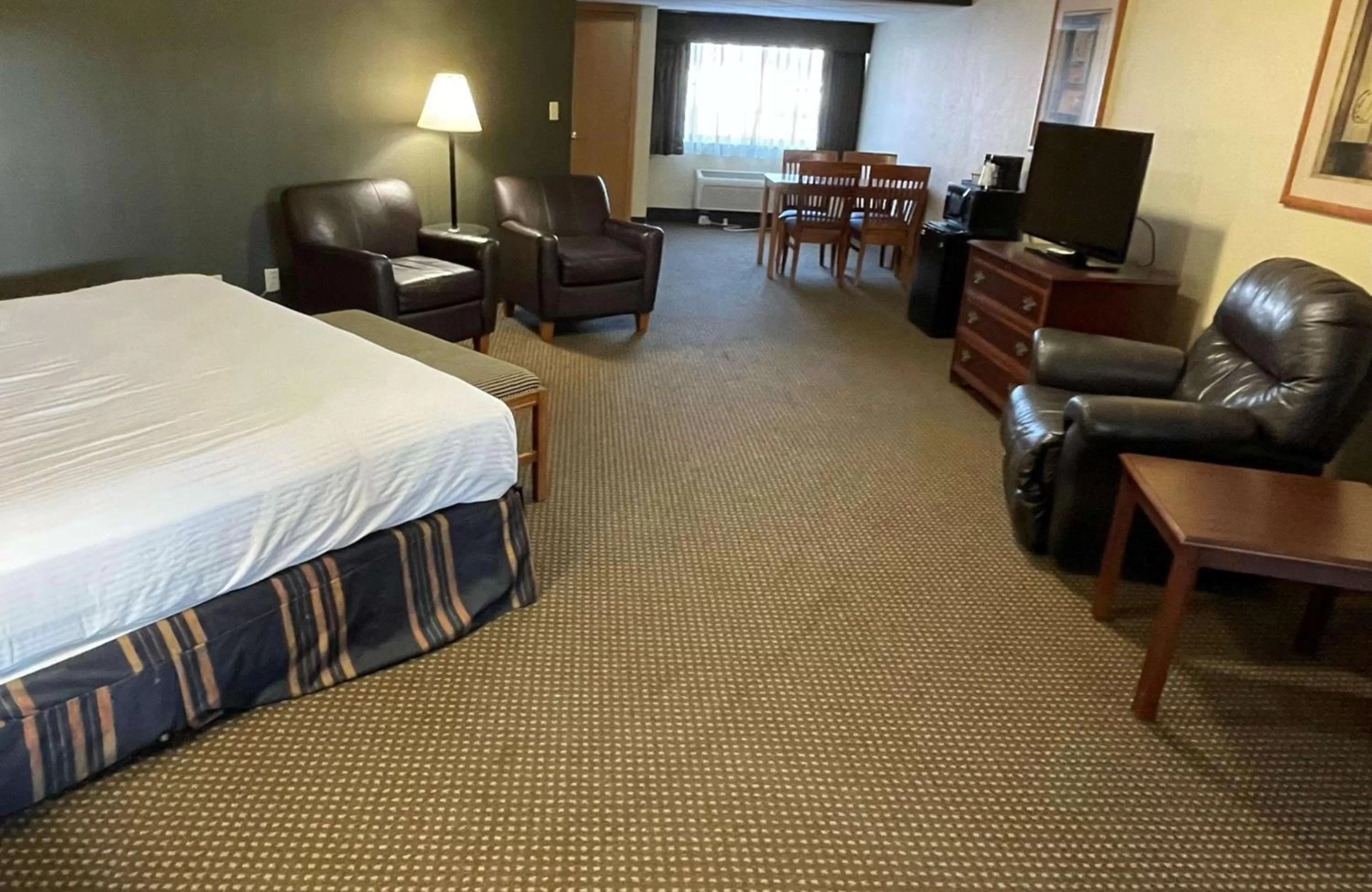 Bedroom, Bed in Best Western Starlite Village