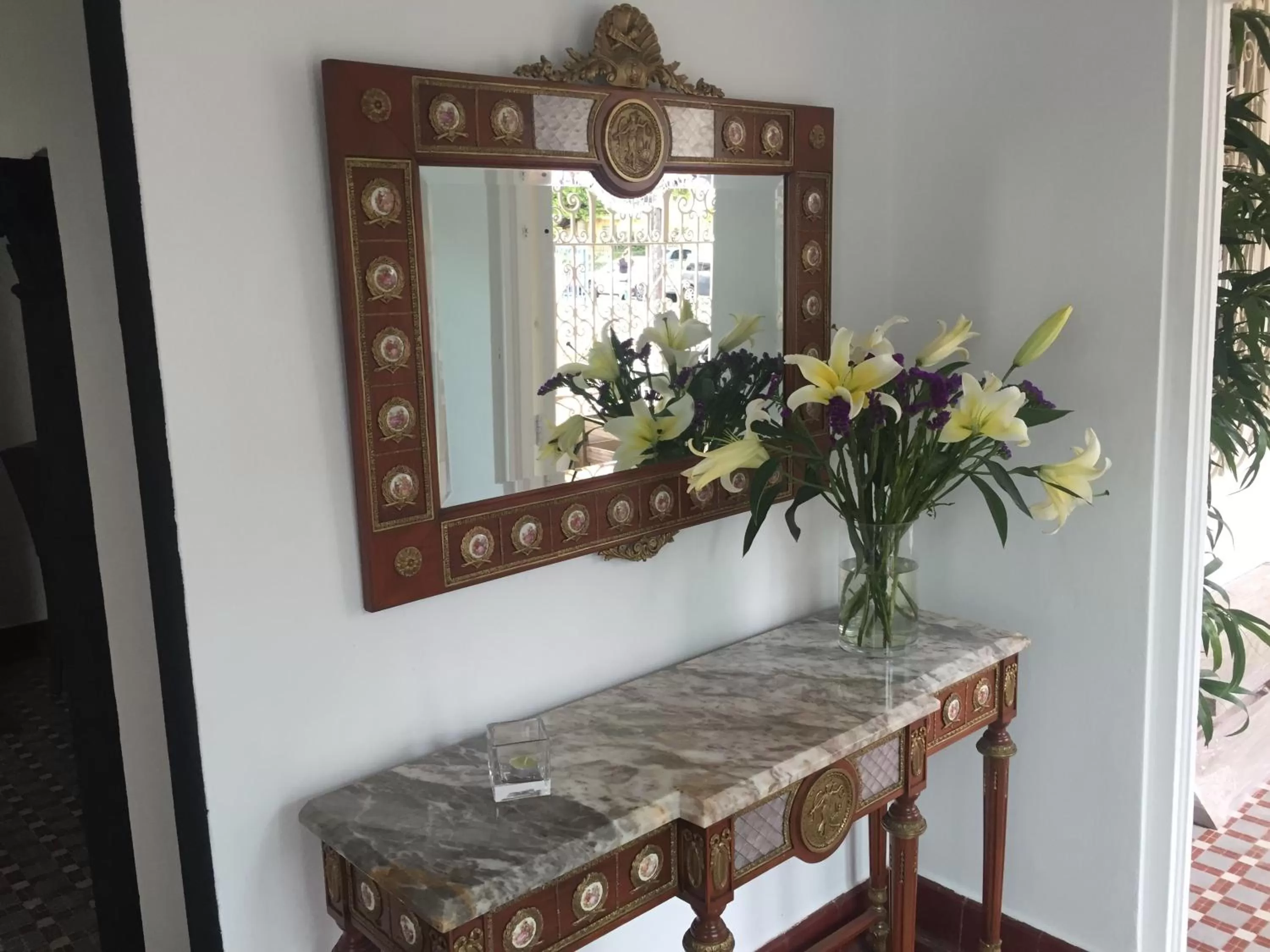 Decorative detail in Casa Isabel B&B