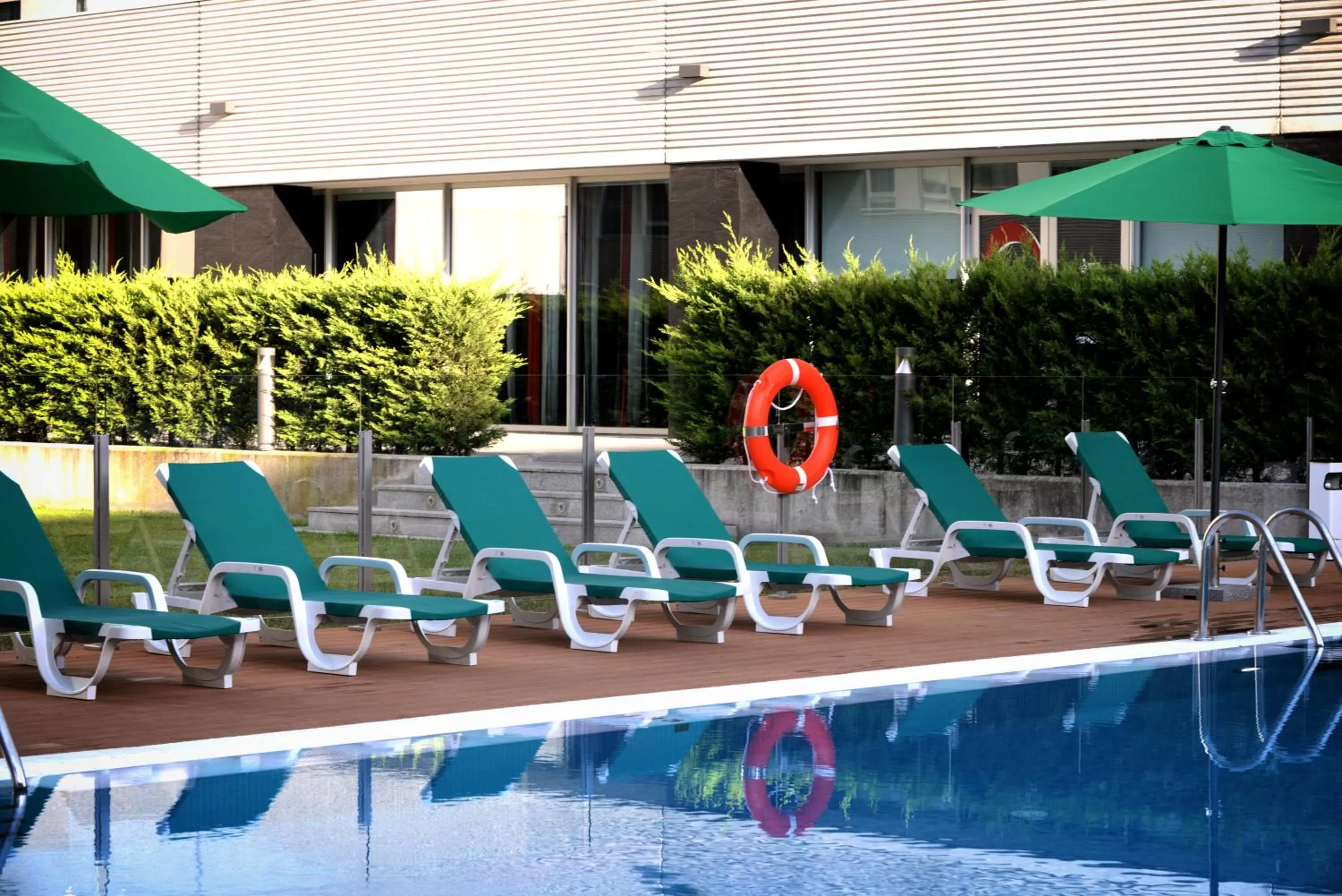 Swimming pool in Axor Feria