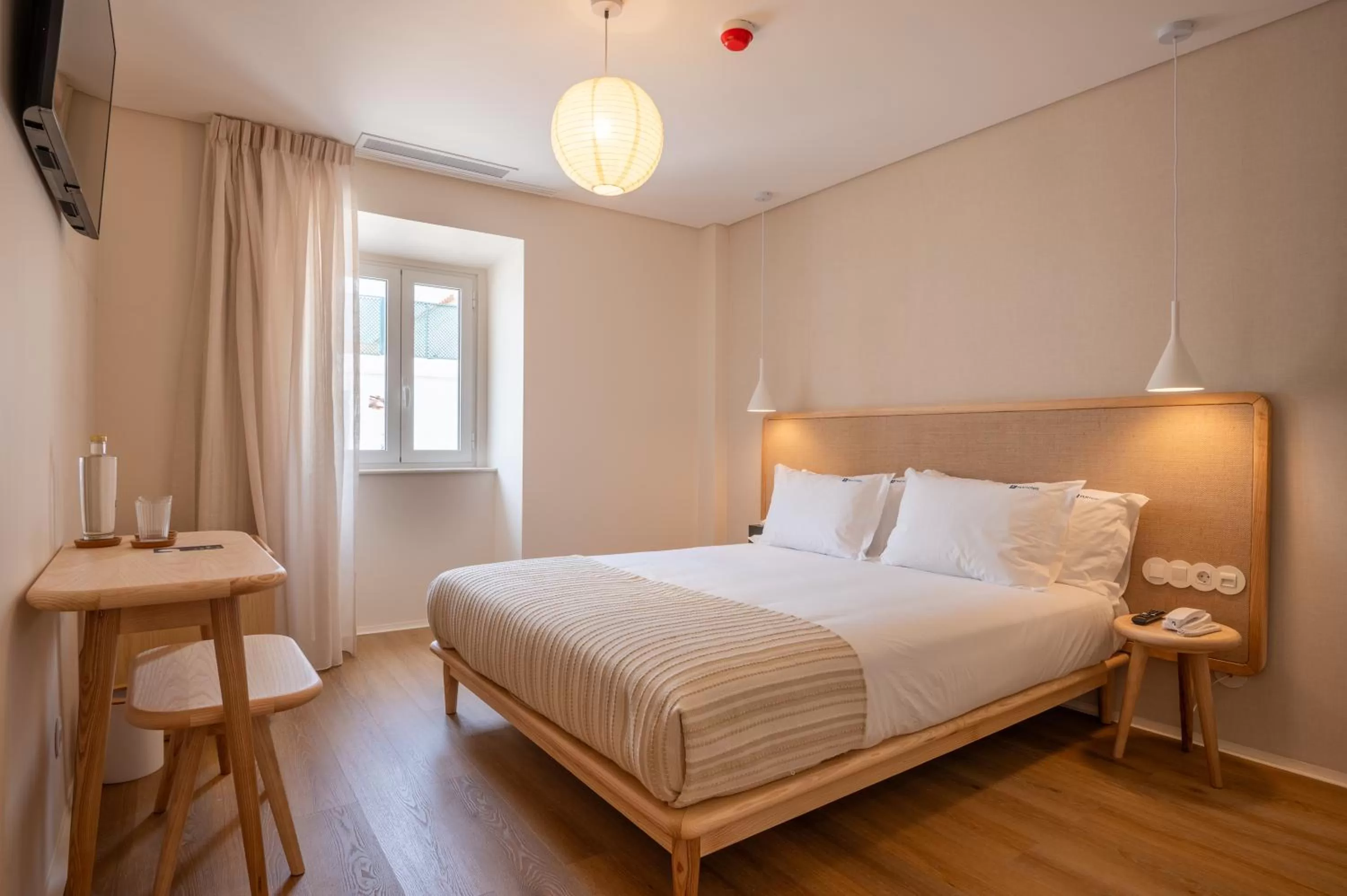 Bedroom, Bed in Praia FLH Hotels Ericeira